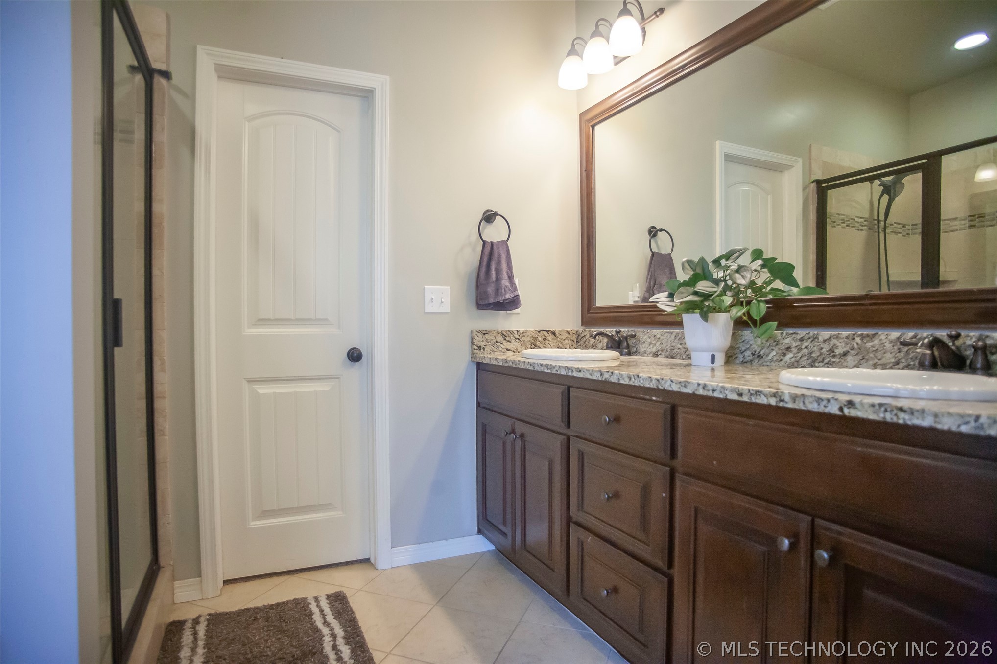 18628 E 43rd Place Property Photo 20