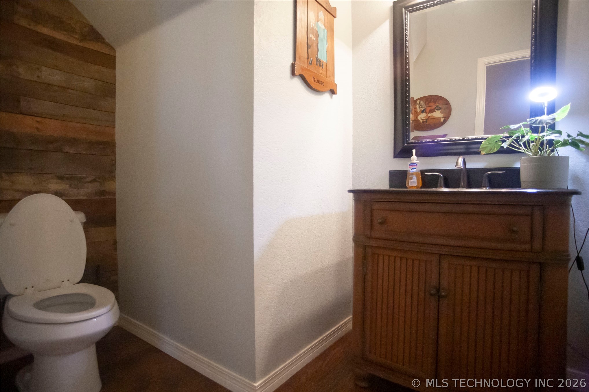 18628 E 43rd Place Property Photo 25