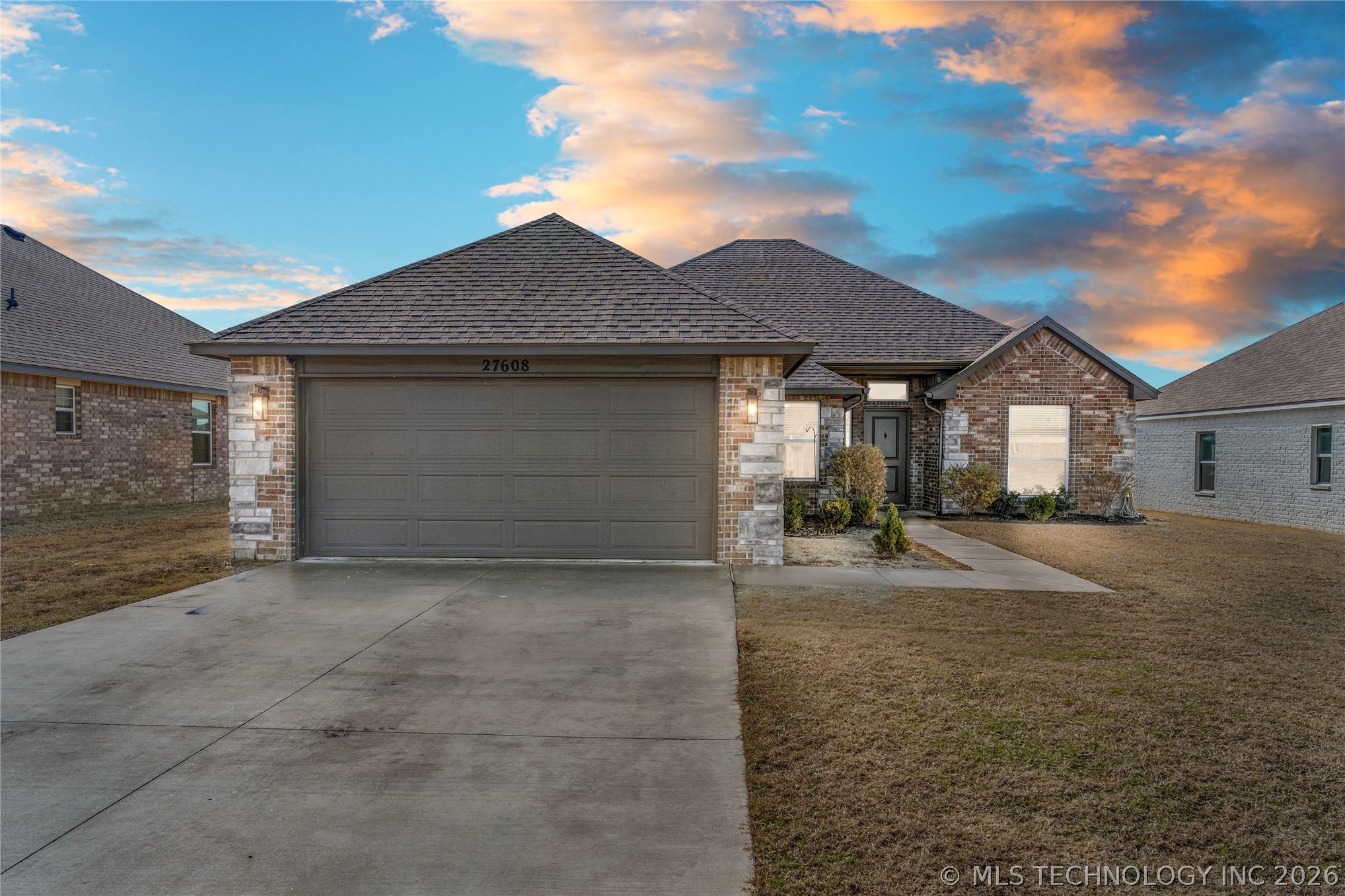 27608 E 109th Place S Property Photo 2