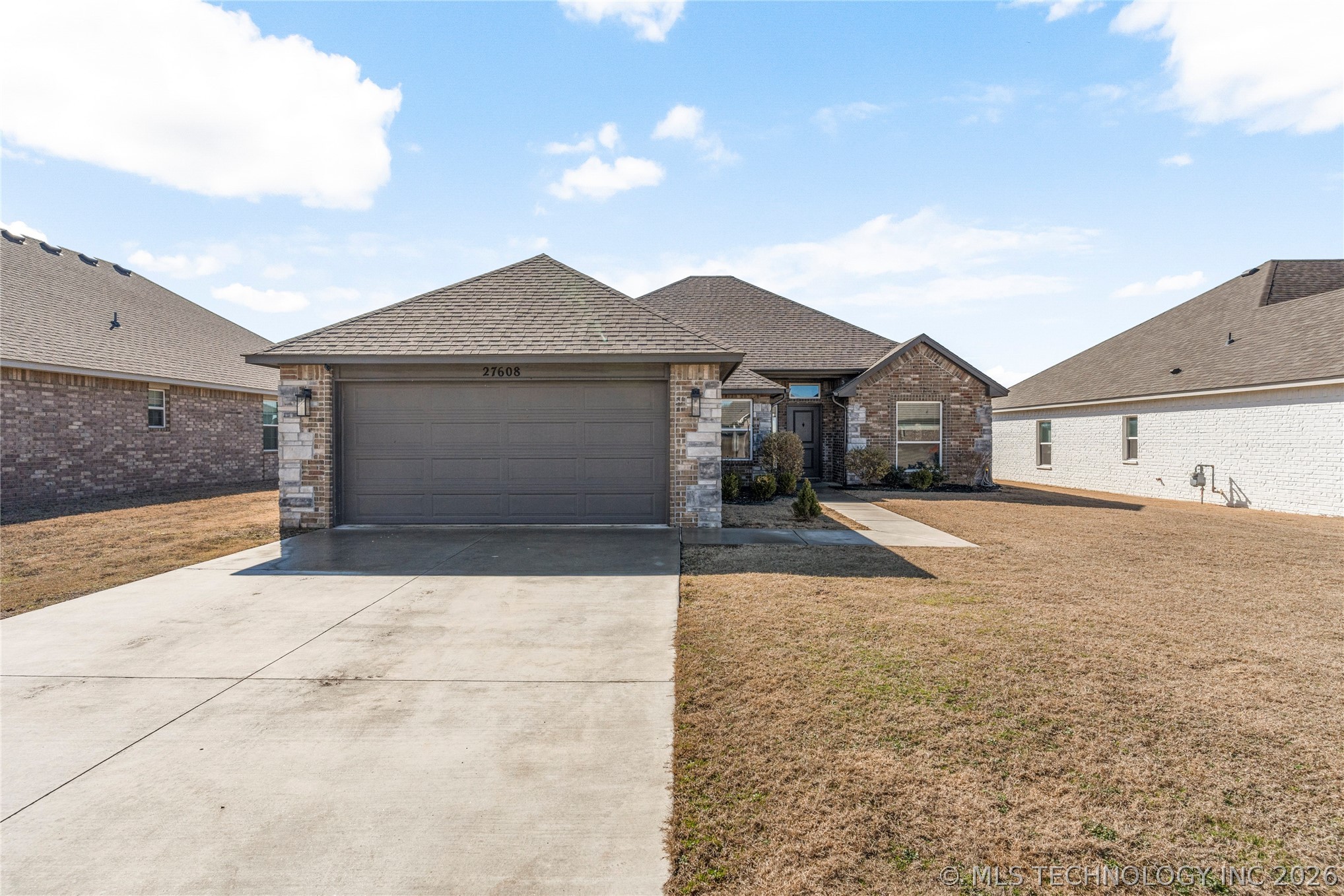 27608 E 109th Place S Property Photo 3