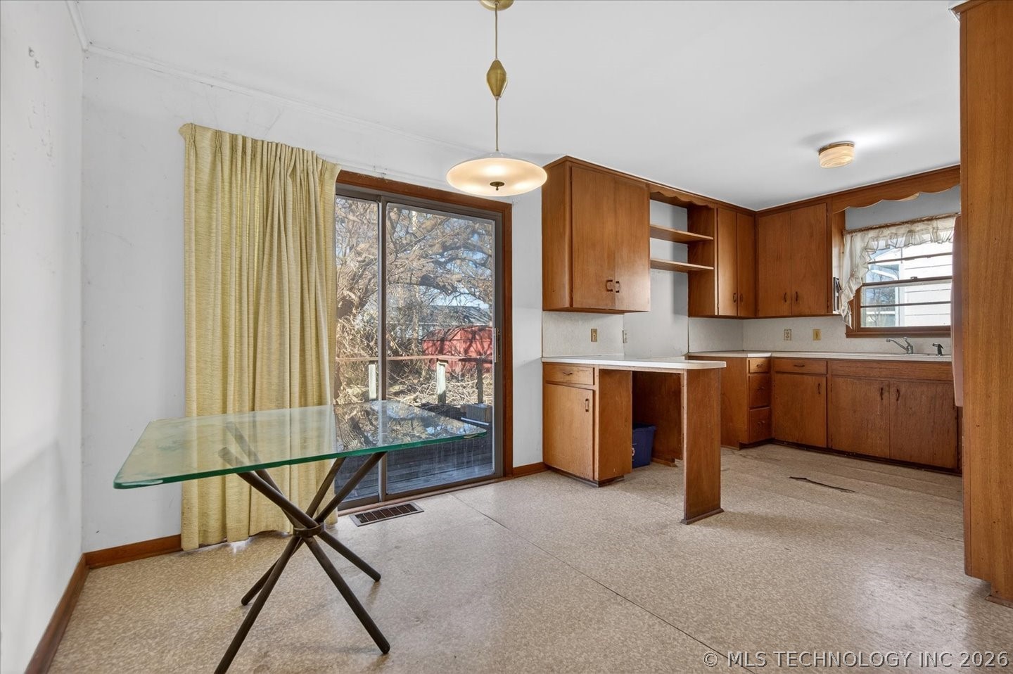 127 Forrest Park Road Property Photo 8