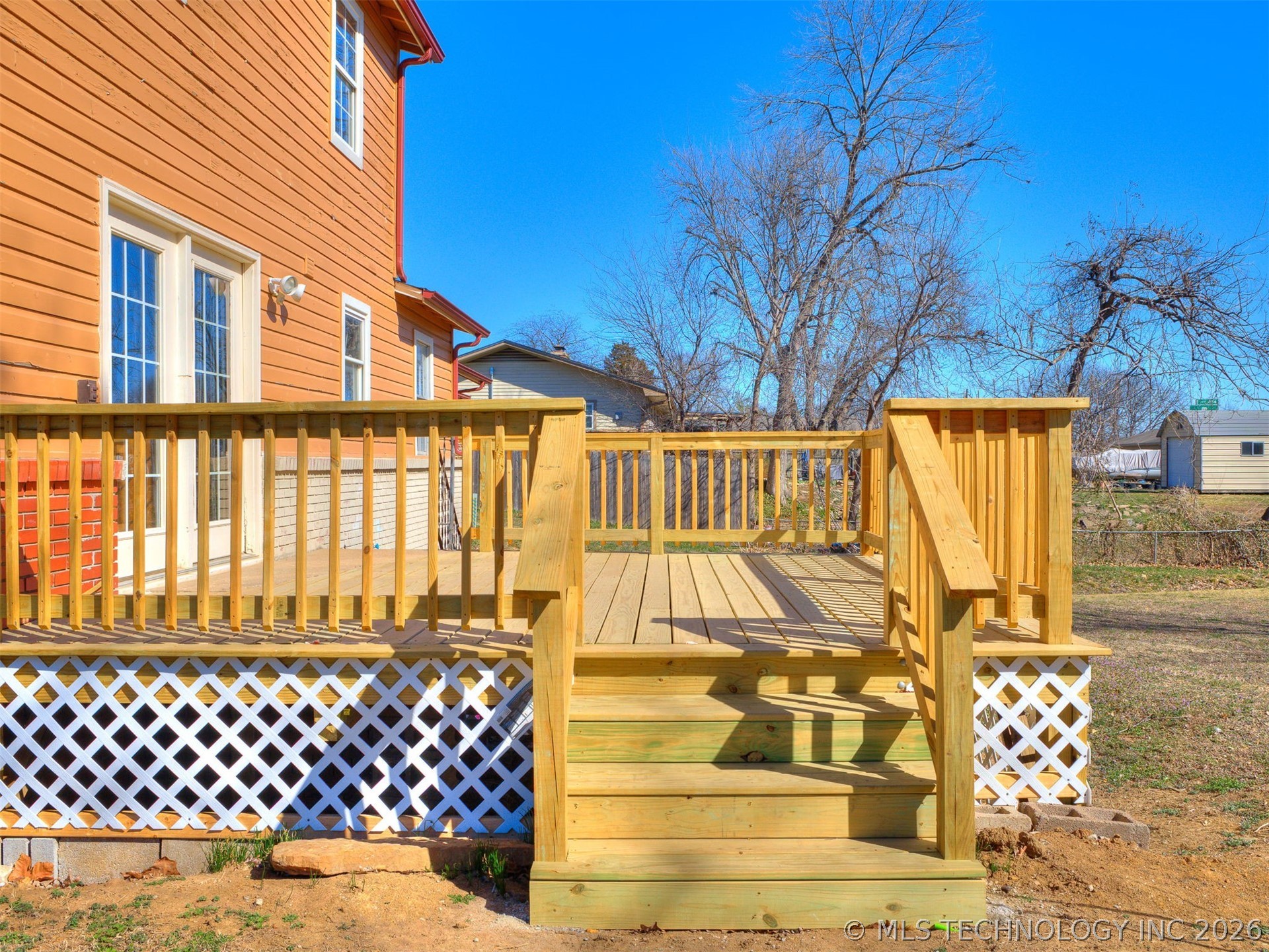 2524 W 51st Street Property Photo 5