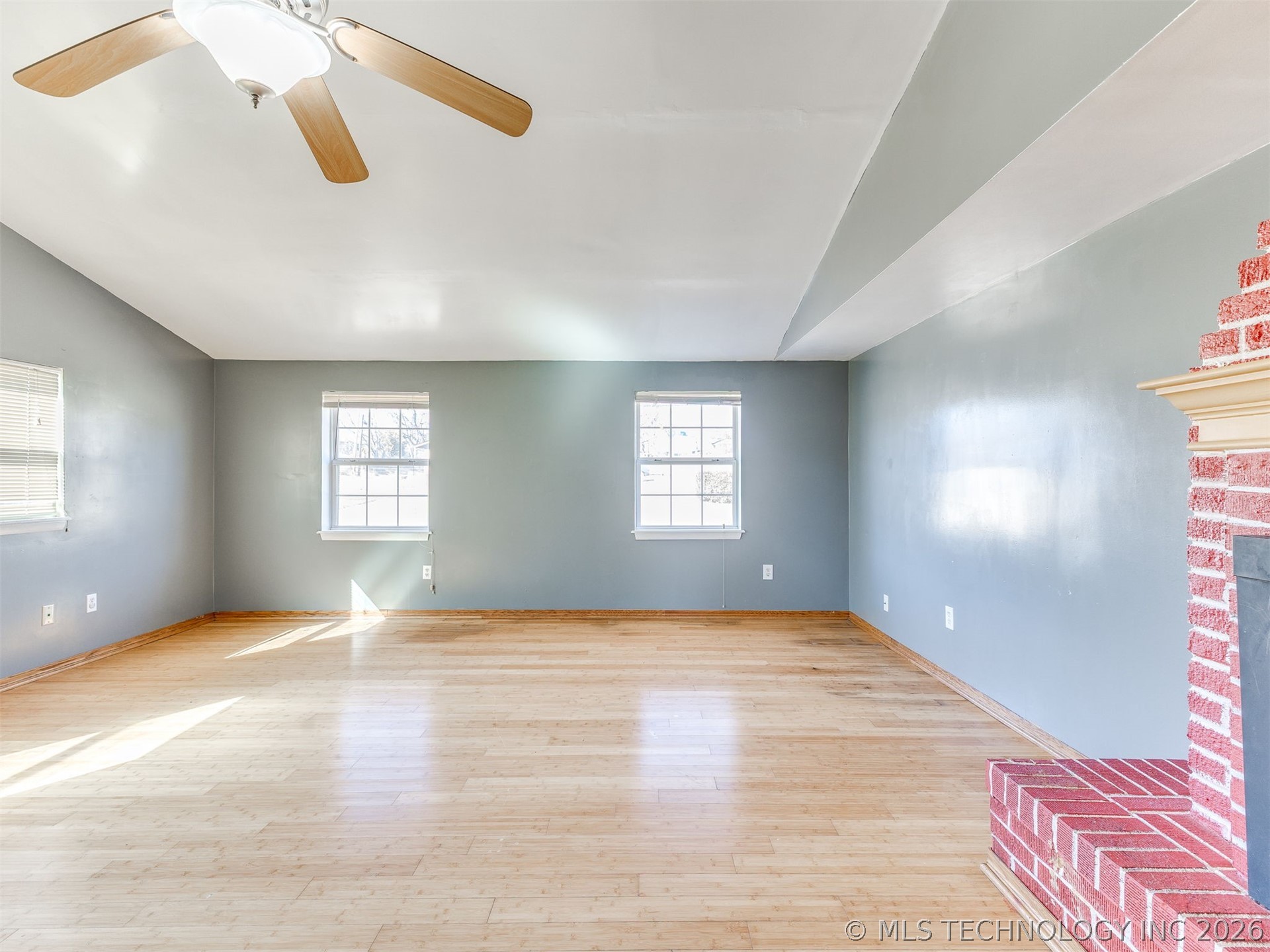 2524 W 51st Street Property Photo 13
