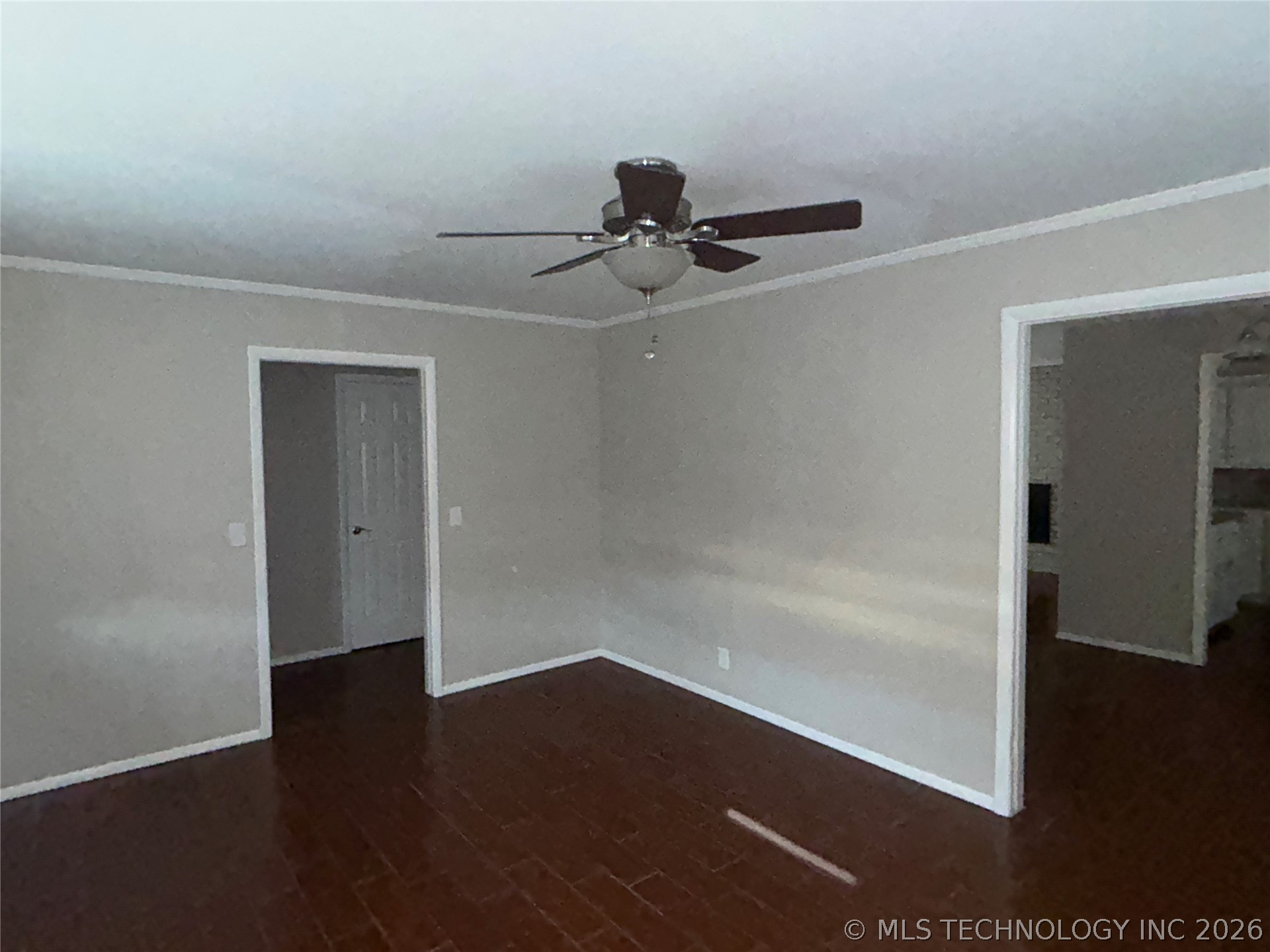 5406 E 25th Place Property Photo 6