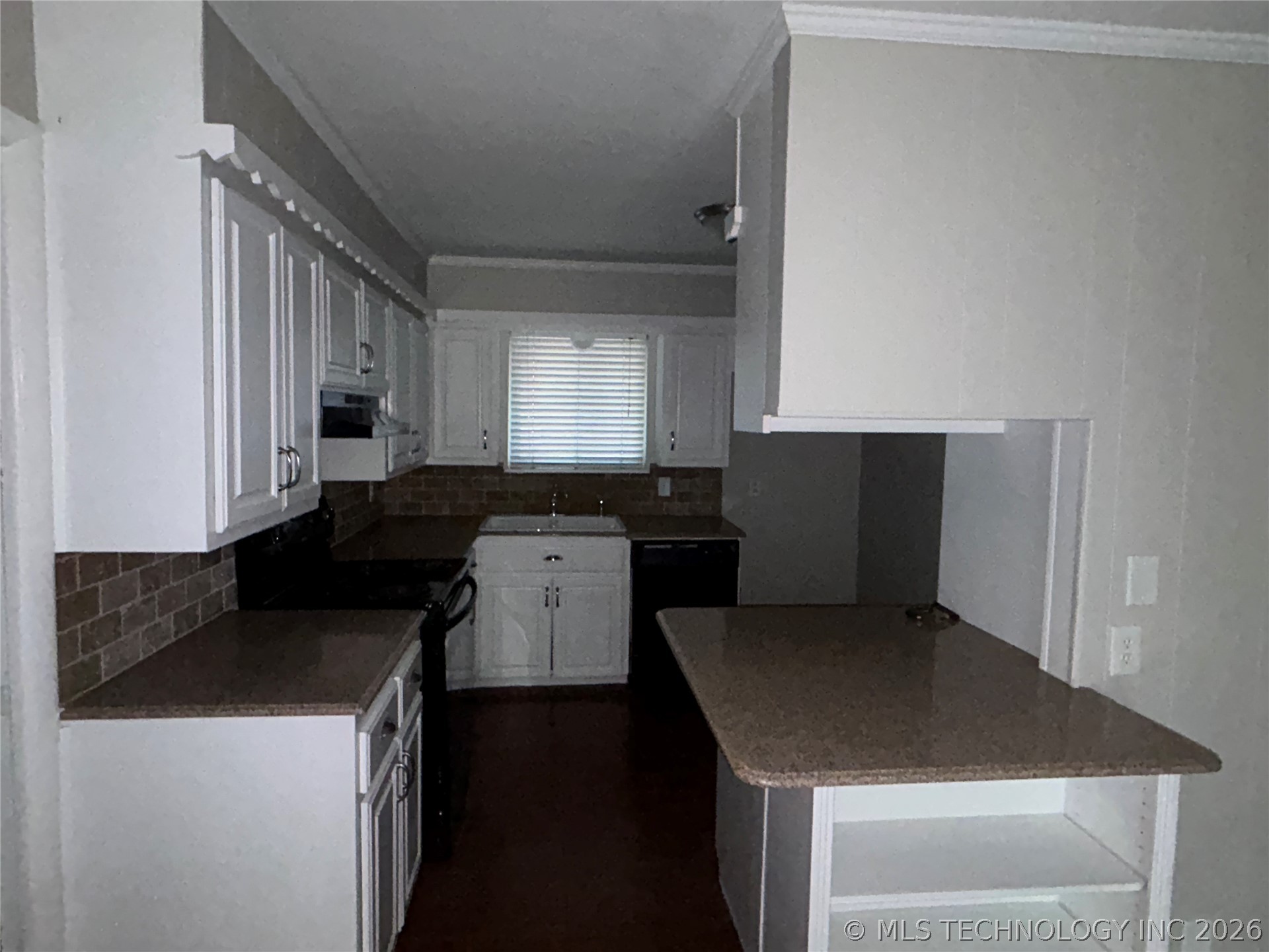 5406 E 25th Place Property Photo 11