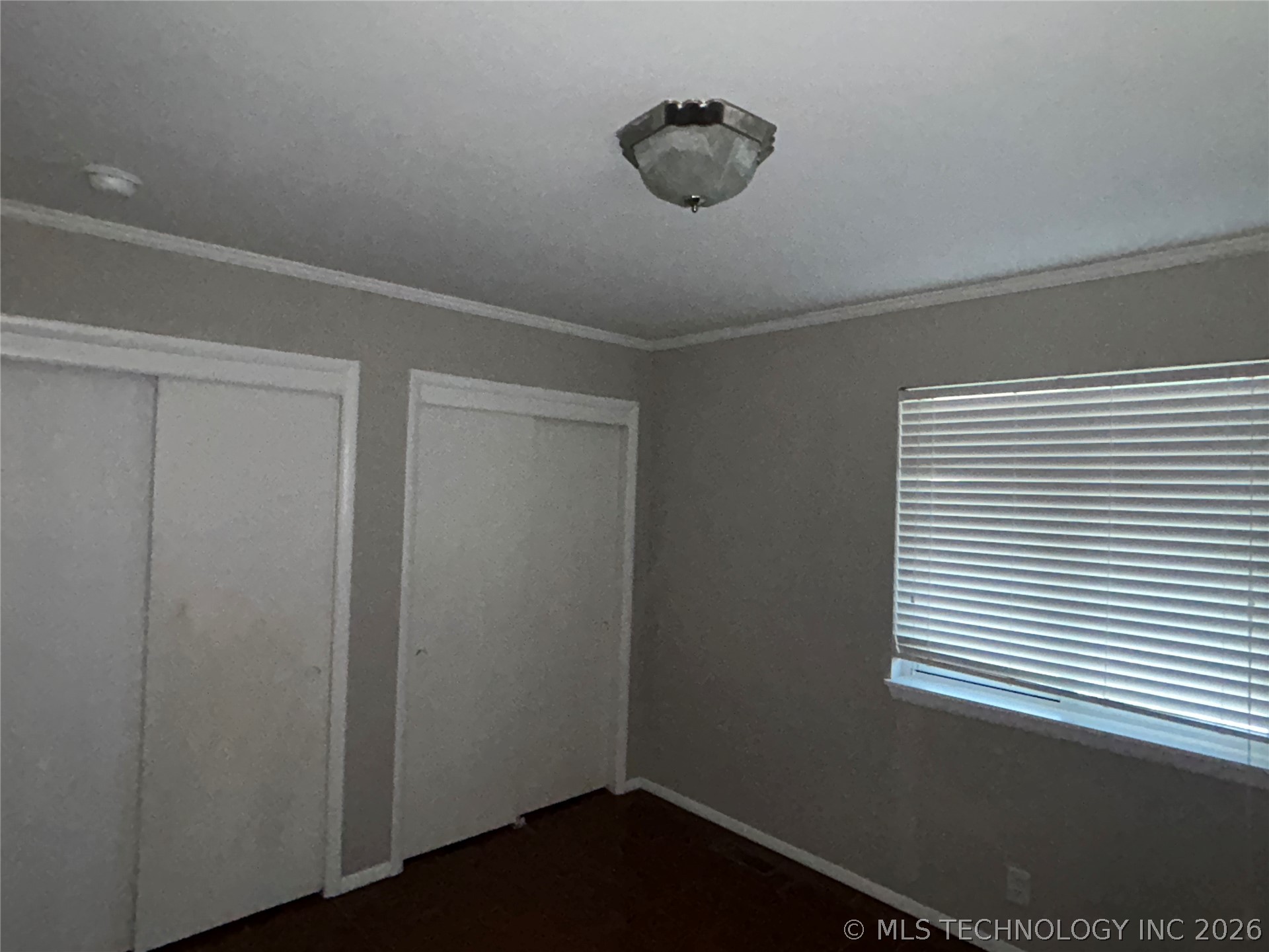 5406 E 25th Place Property Photo 15