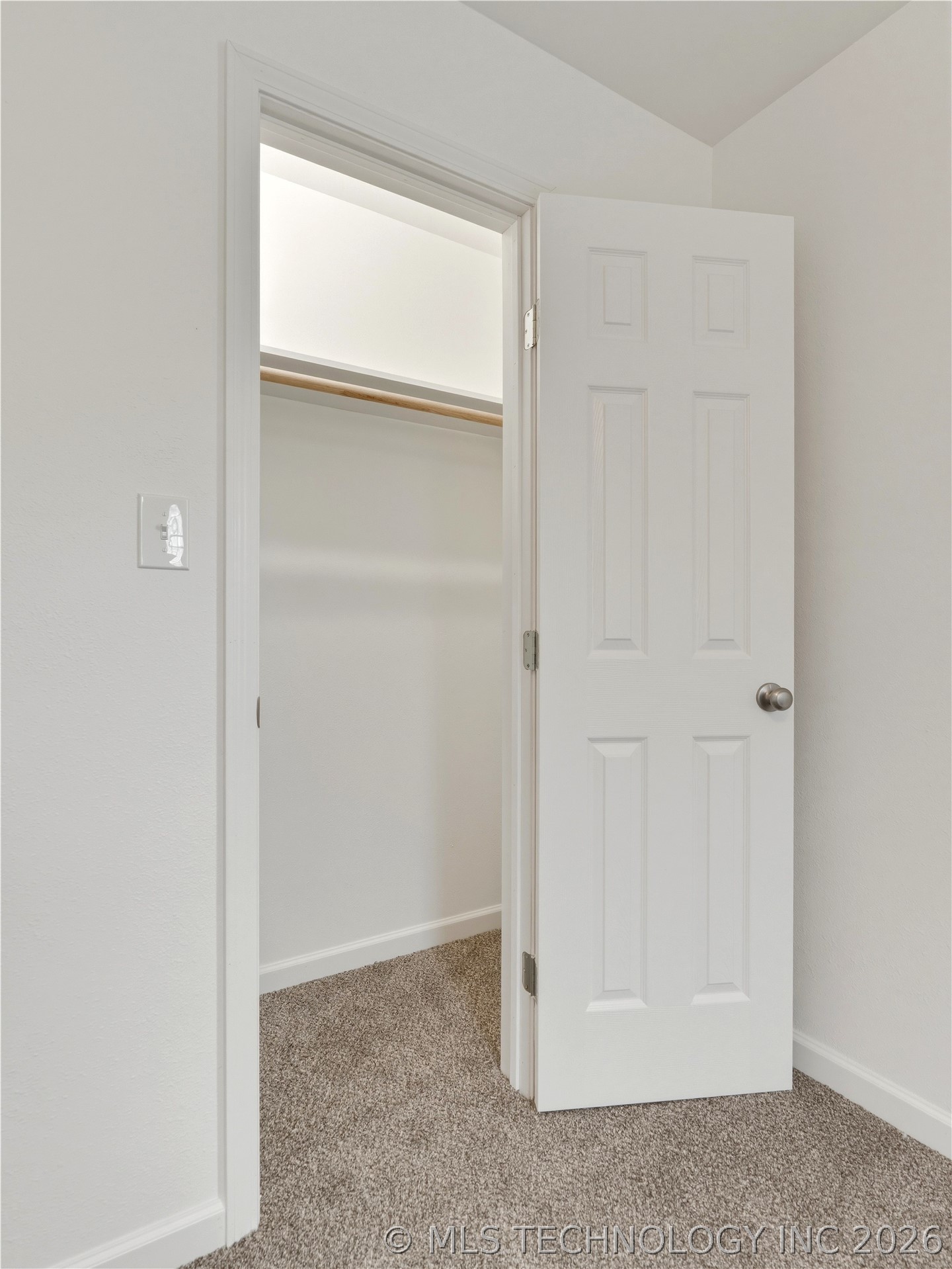 912 W 13th Street Property Photo 28