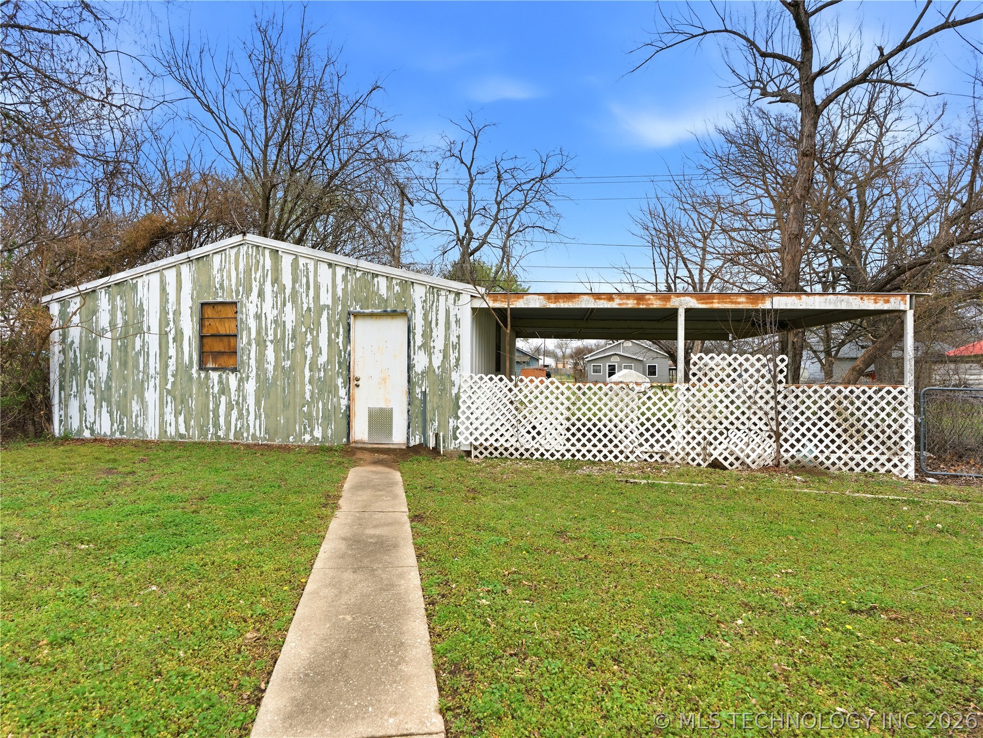 912 W 13th Street Property Photo 46