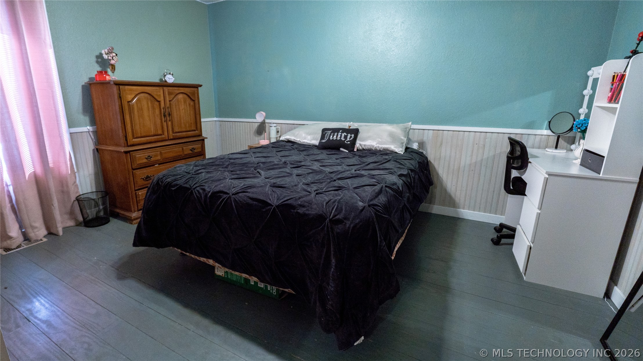 1104 E 137th Street Property Photo 10