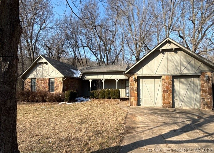 8448 S 36th West Avenue Property Photo 4
