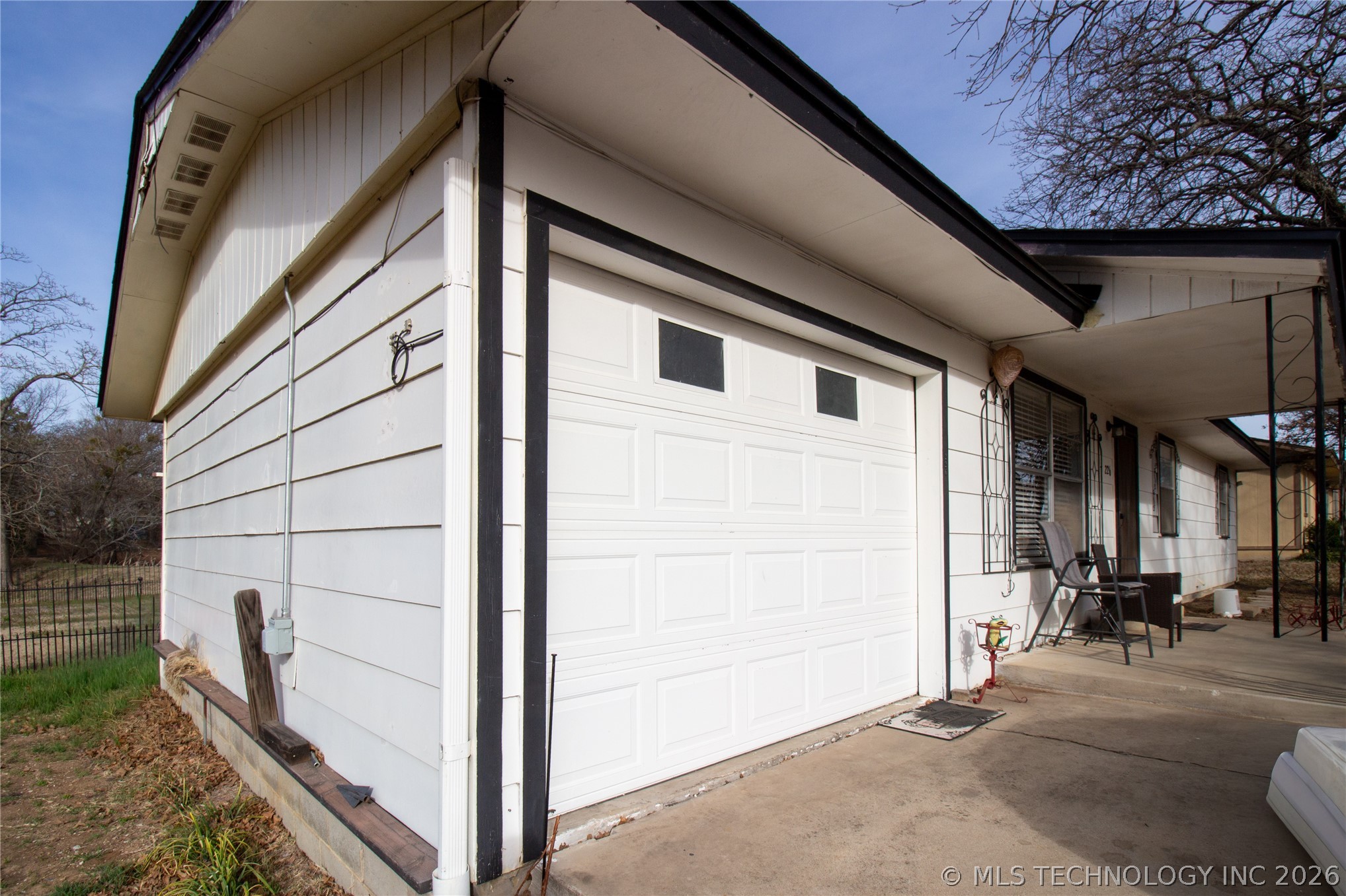 226 Orchard Property Photo 2