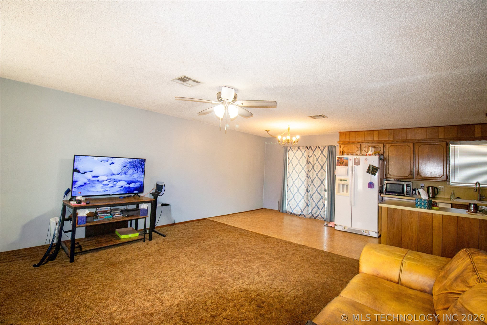 226 Orchard Property Photo 3