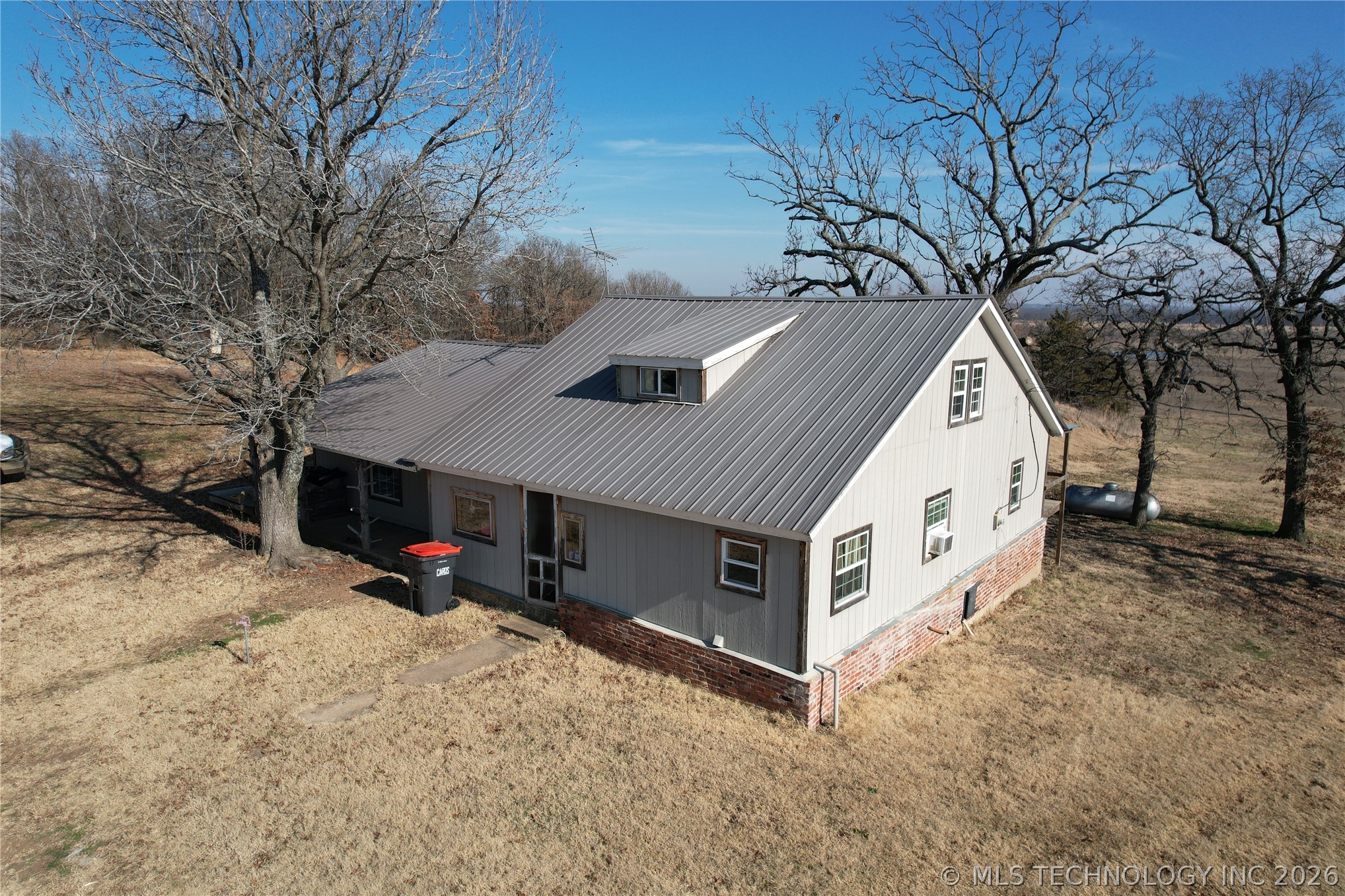 443600 E 300th Road Property Photo 1