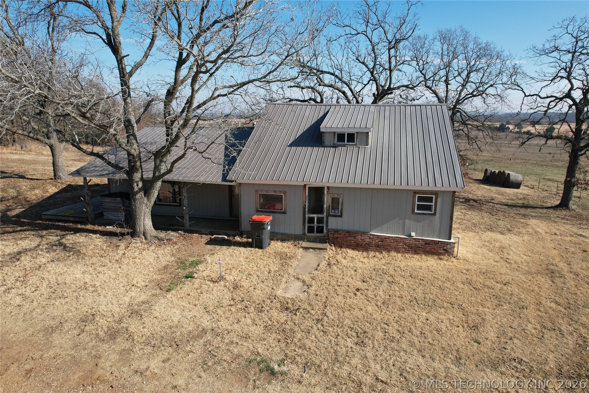 443600 E 300th Road Property Photo 2