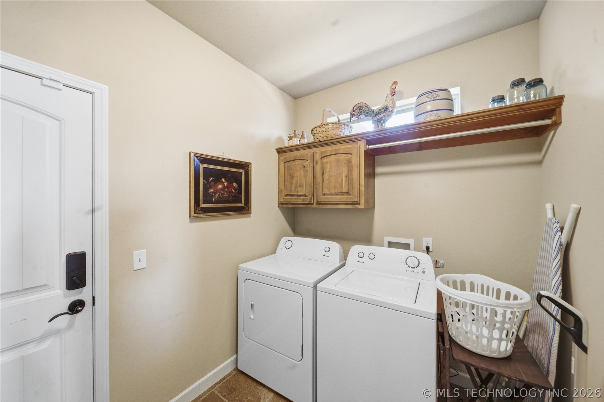 18305 E 47th Street Property Photo 9