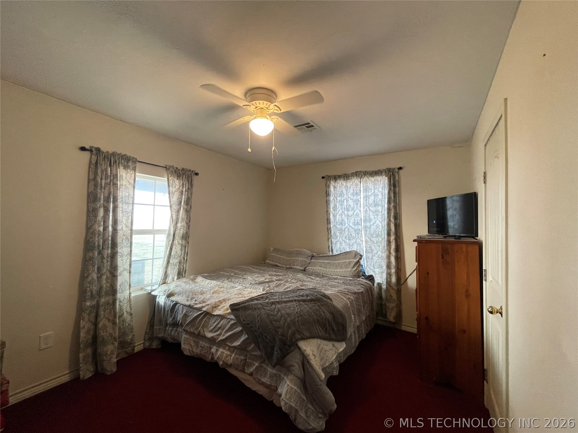 438474 E 350th Road Property Photo 13
