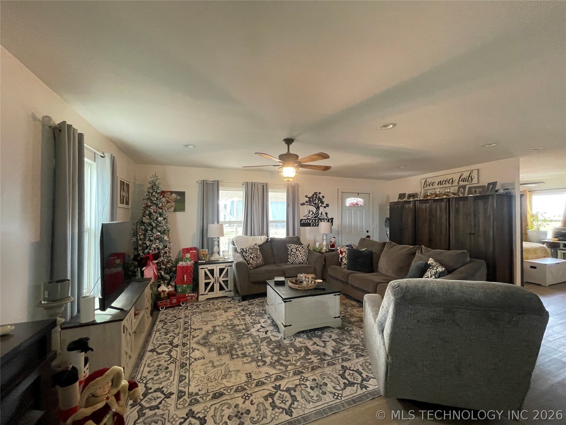 438474 E 350th Road Property Photo 24
