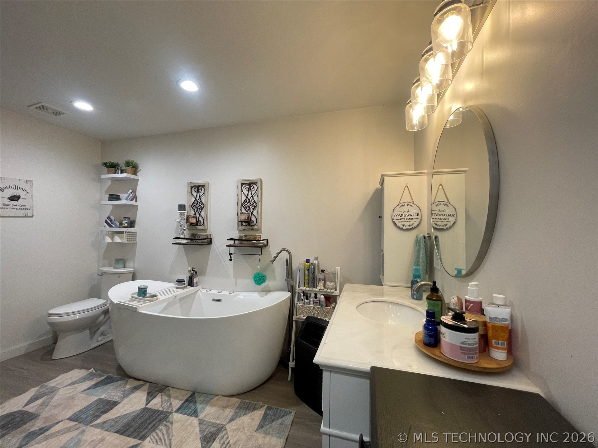 438474 E 350th Road Property Photo 29