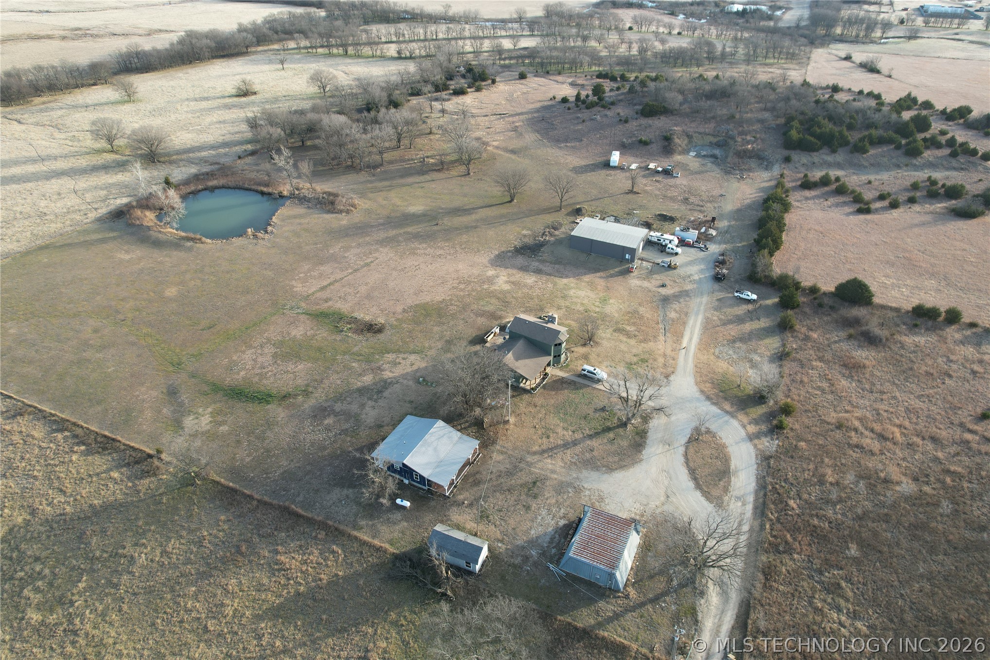 438474 E 350th Road Property Photo 60