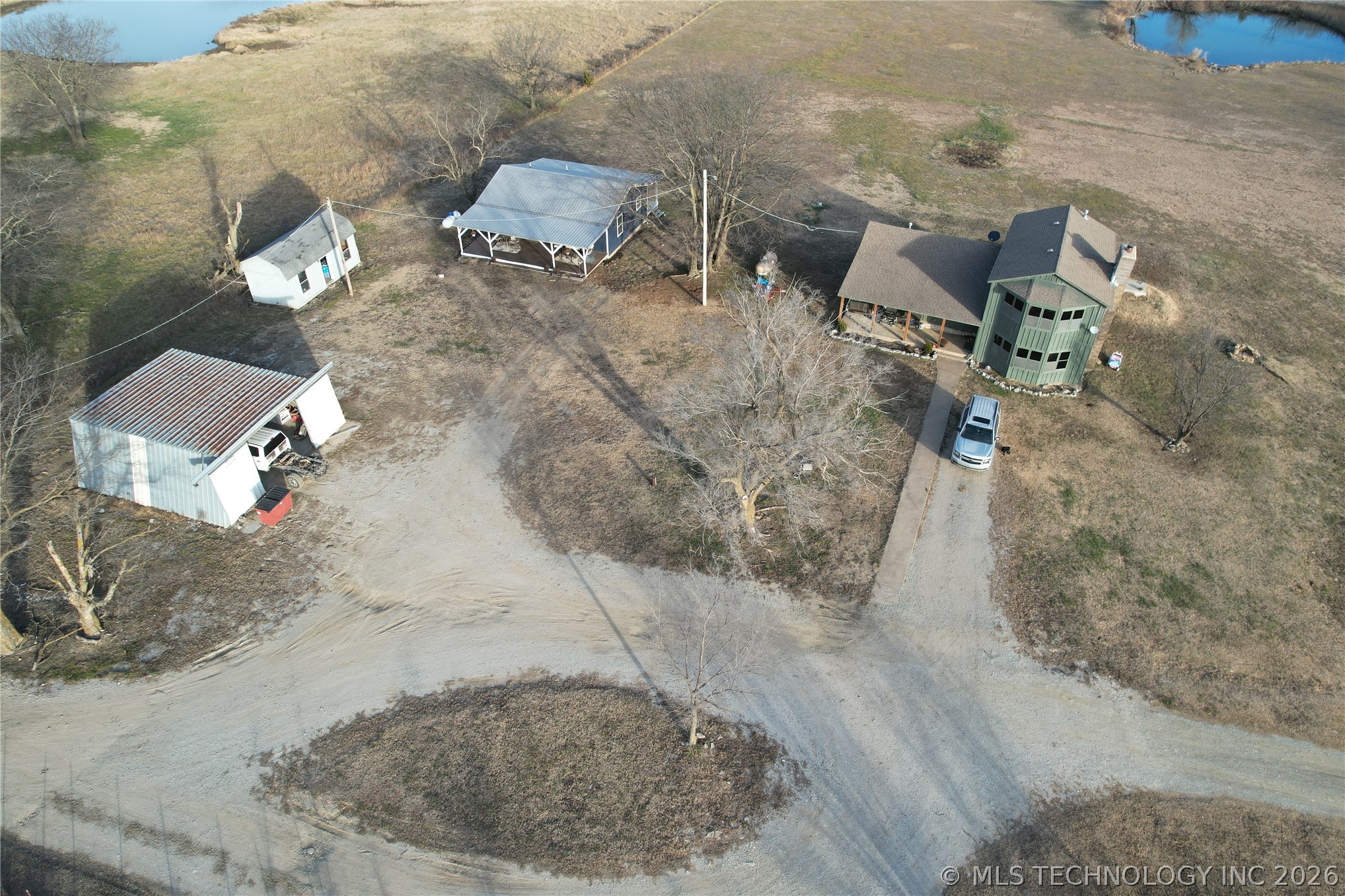 438474 E 350th Road Property Photo 69