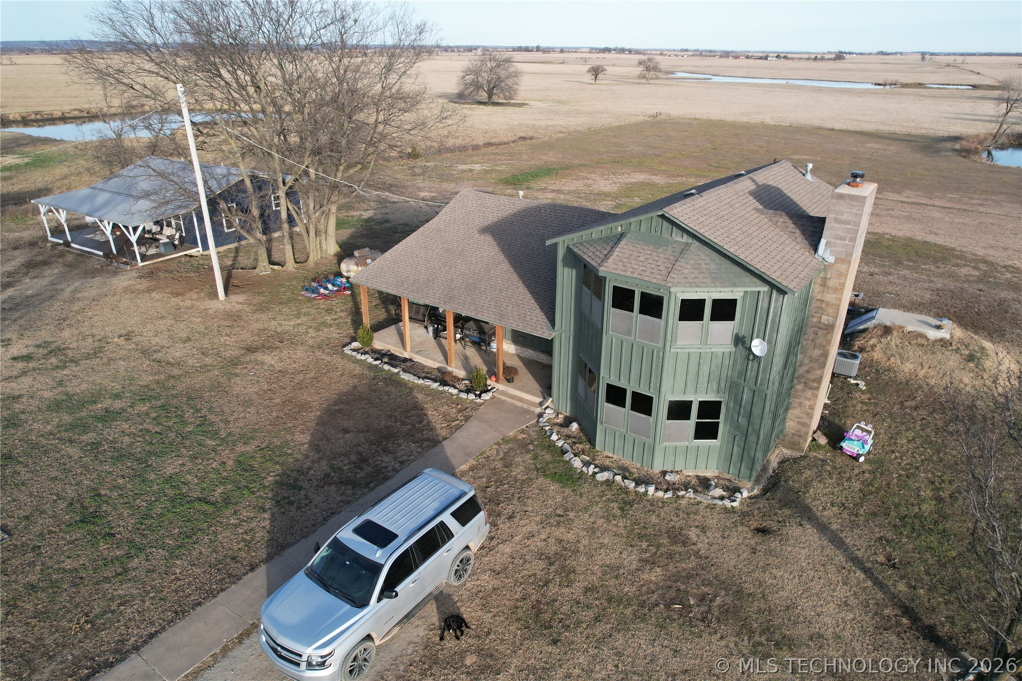 438474 E 350th Road Property Photo 70