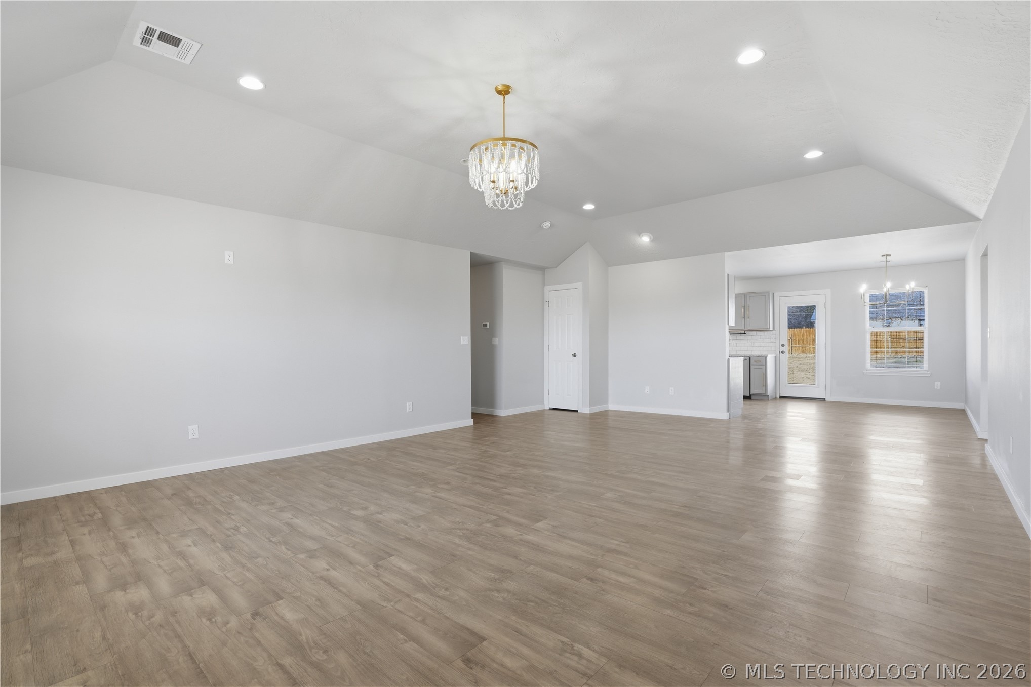 408 Nw 8th Street Property Photo 16