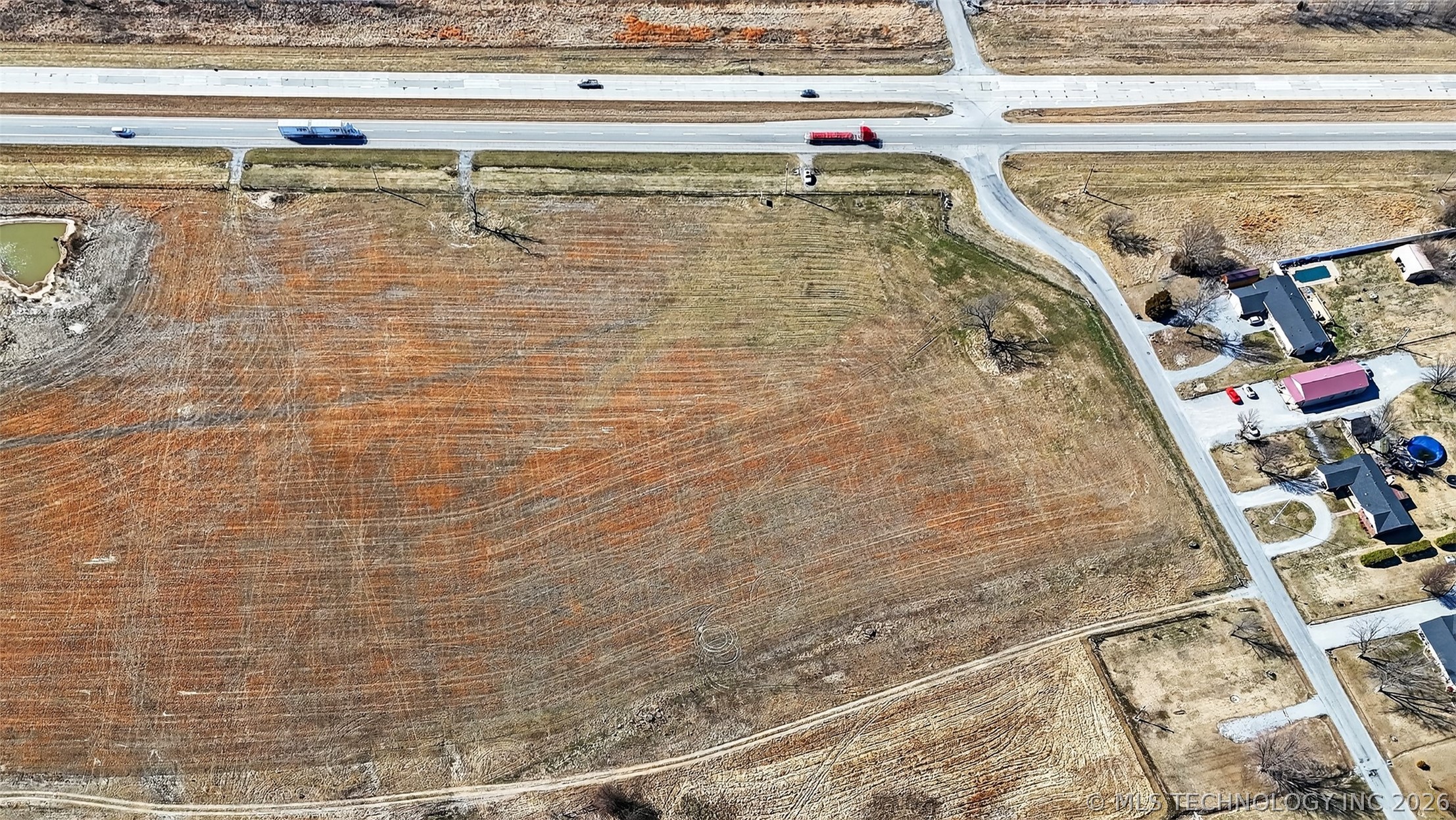 Hwy 69 Property Photo 9
