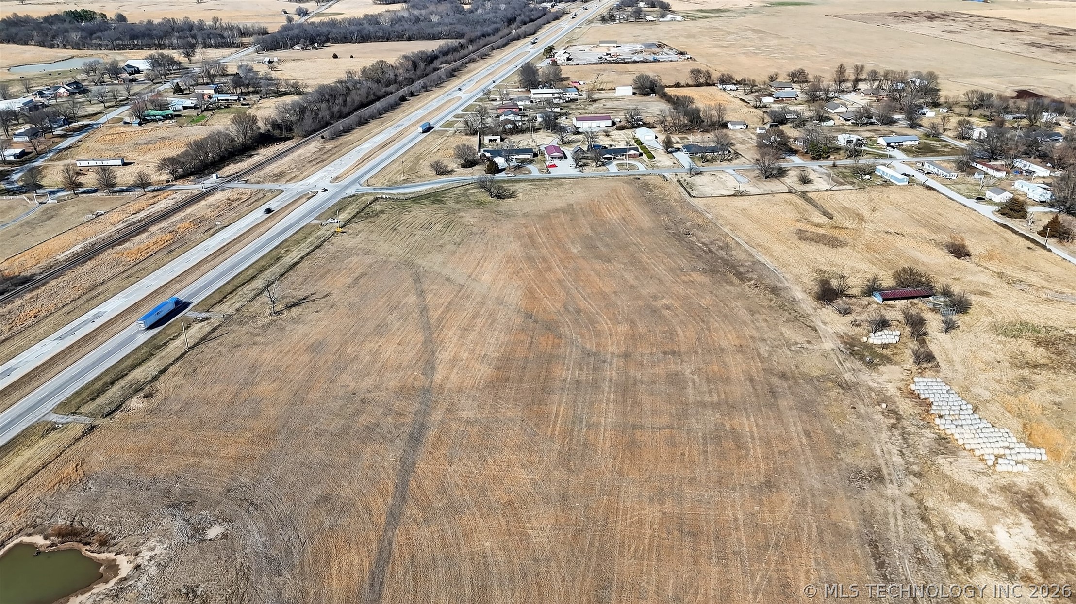 Hwy 69 Property Photo 11