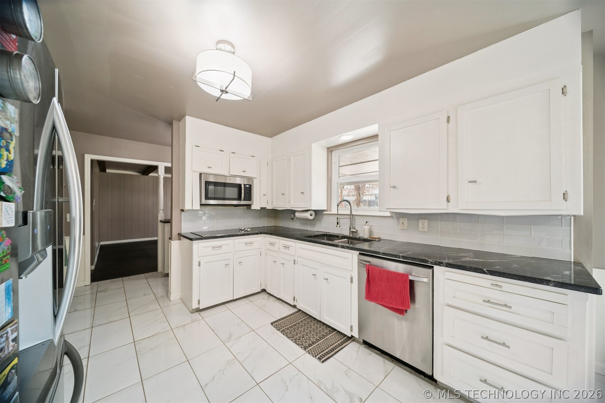 5008 S 72nd East Avenue Property Photo 16