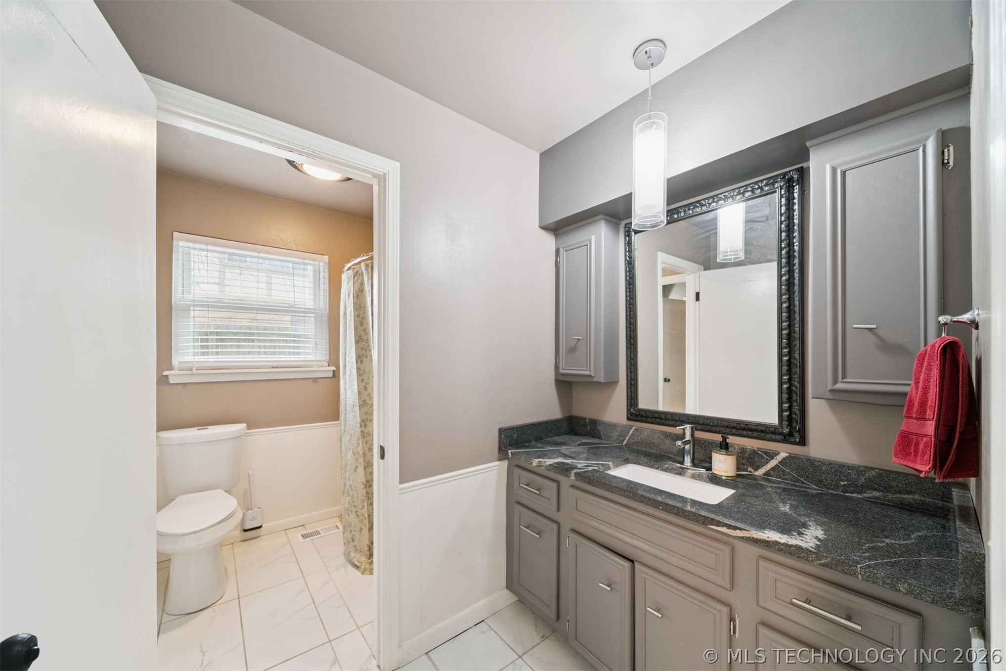 5008 S 72nd East Avenue Property Photo 30