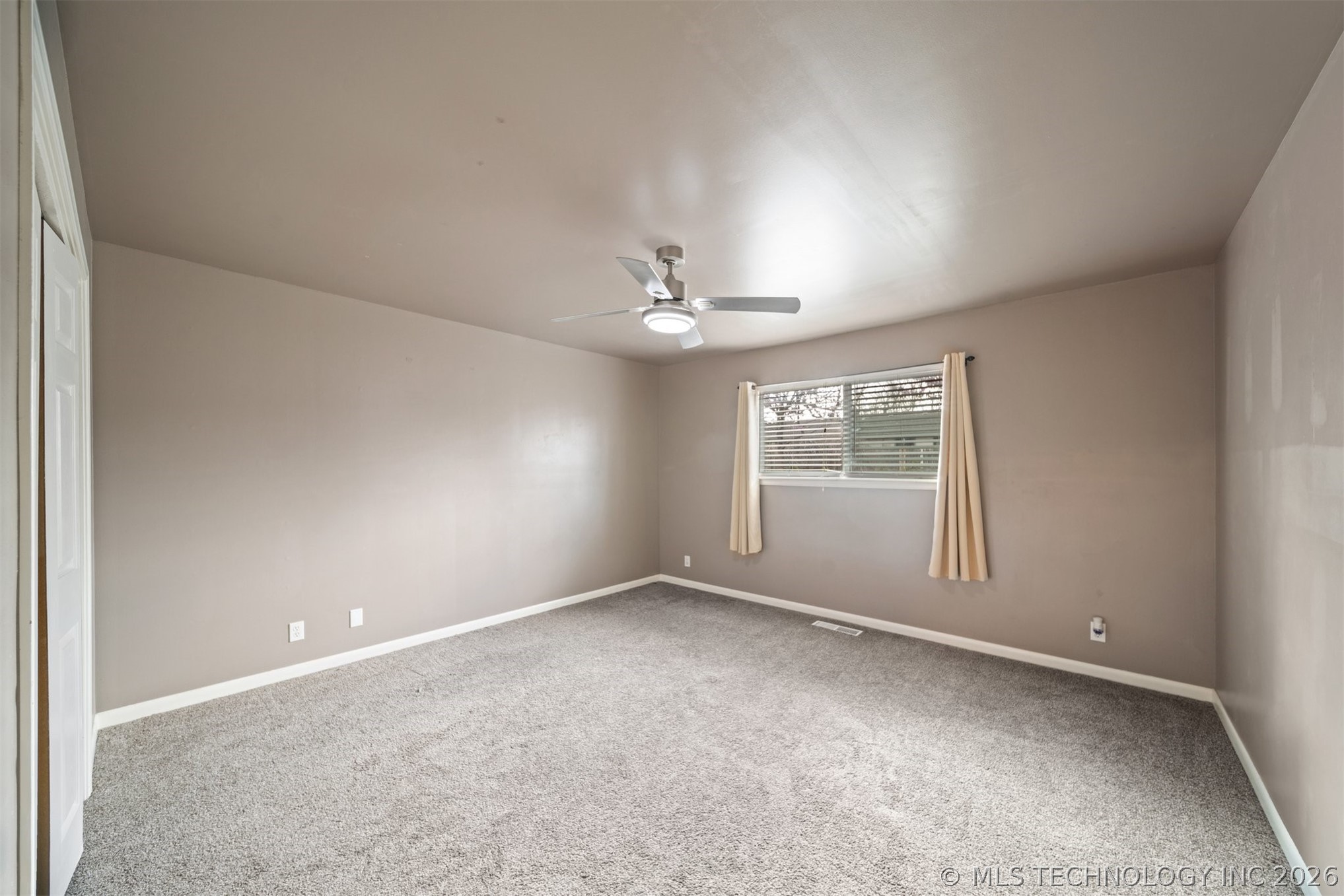 5008 S 72nd East Avenue Property Photo 31