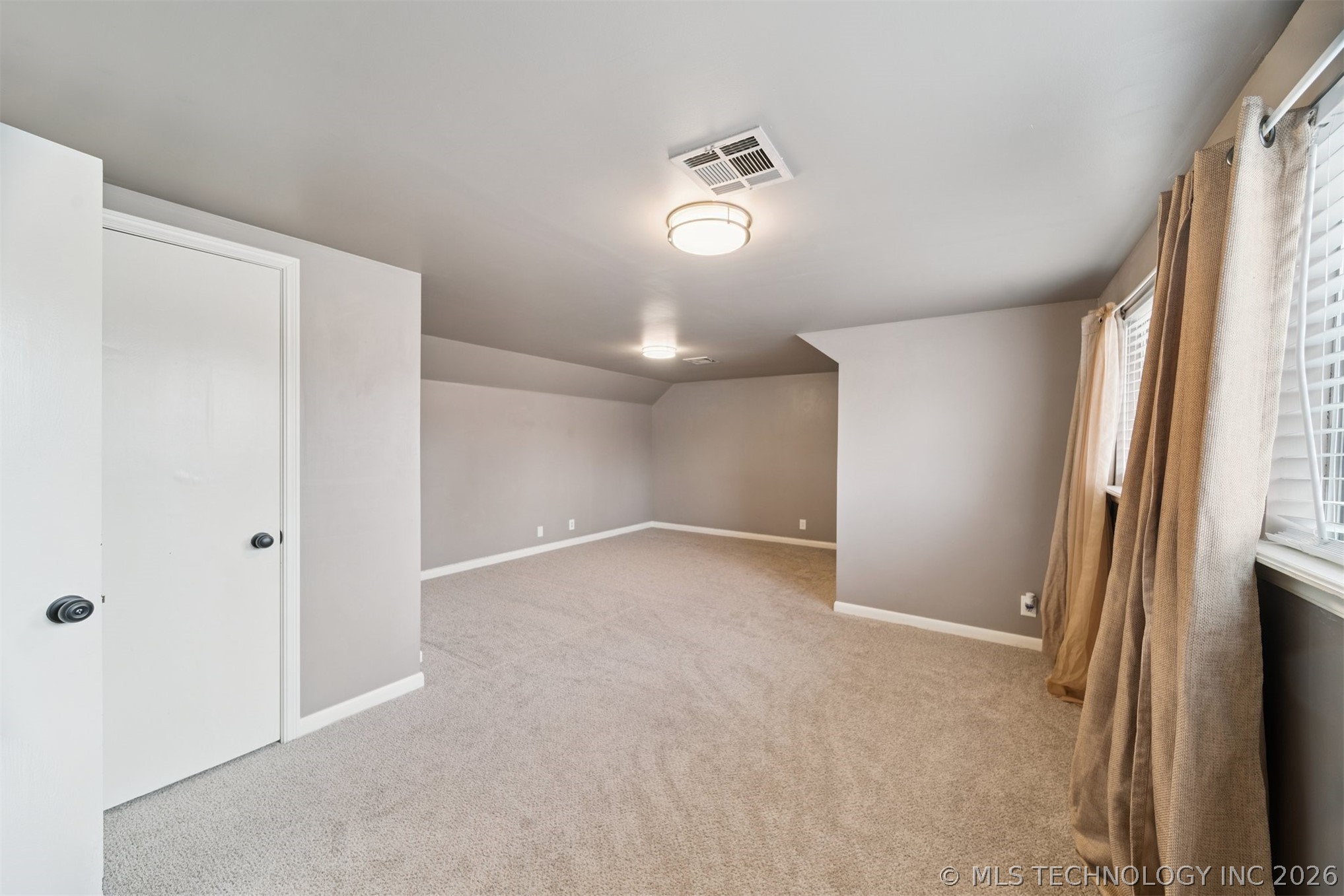 5008 S 72nd East Avenue Property Photo 37