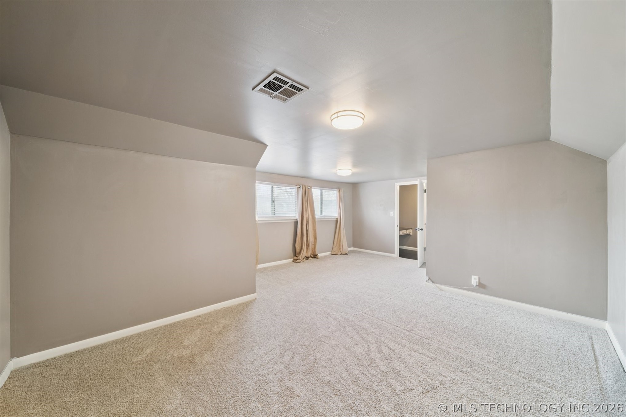 5008 S 72nd East Avenue Property Photo 38