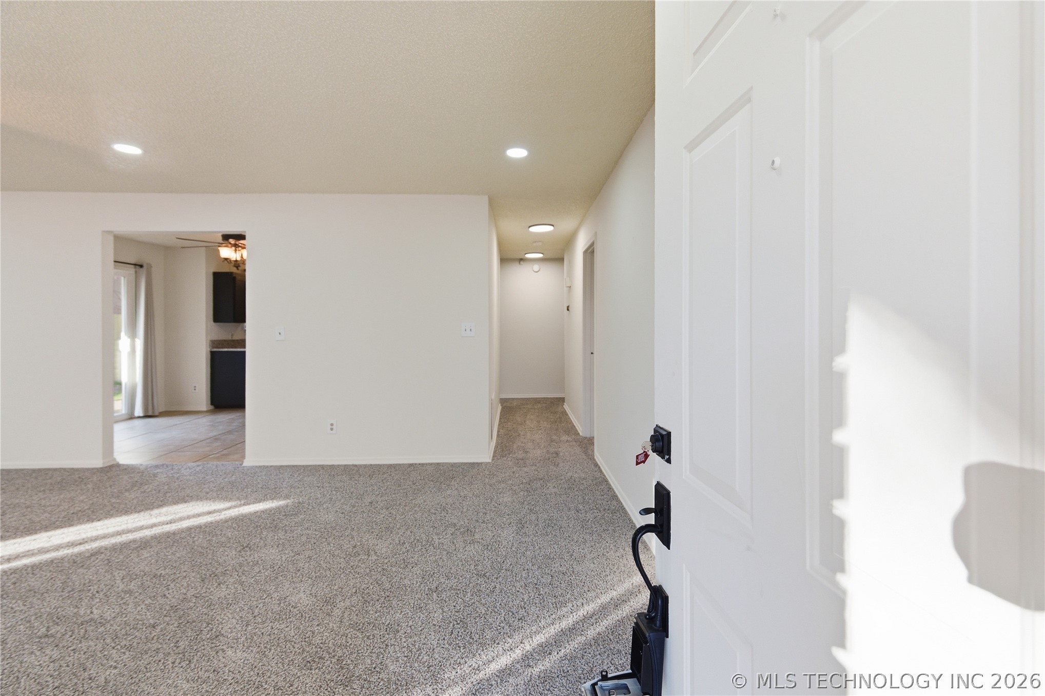 2026 Deer Run Circle Property Photo 3