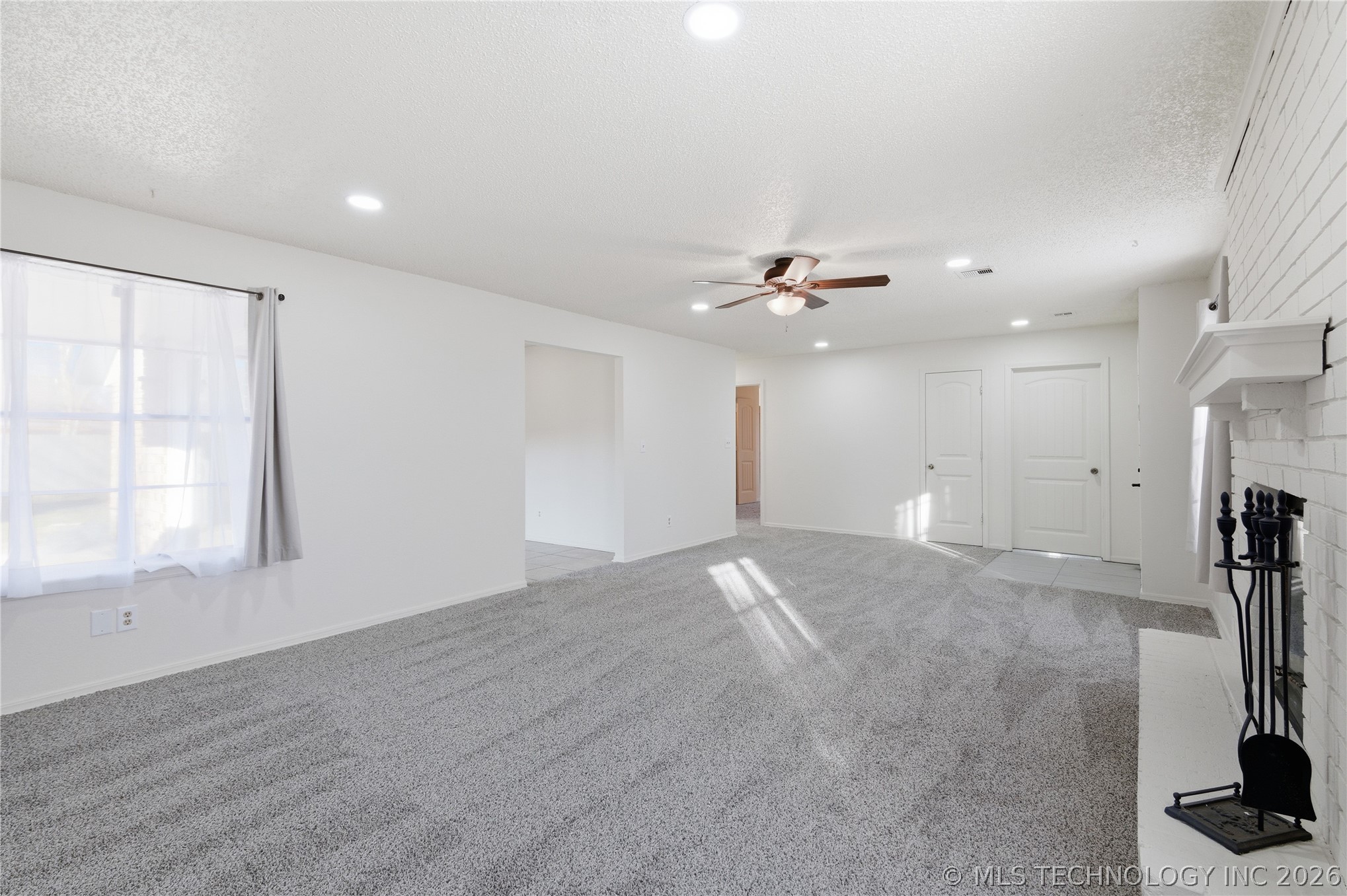 2026 Deer Run Circle Property Photo 7