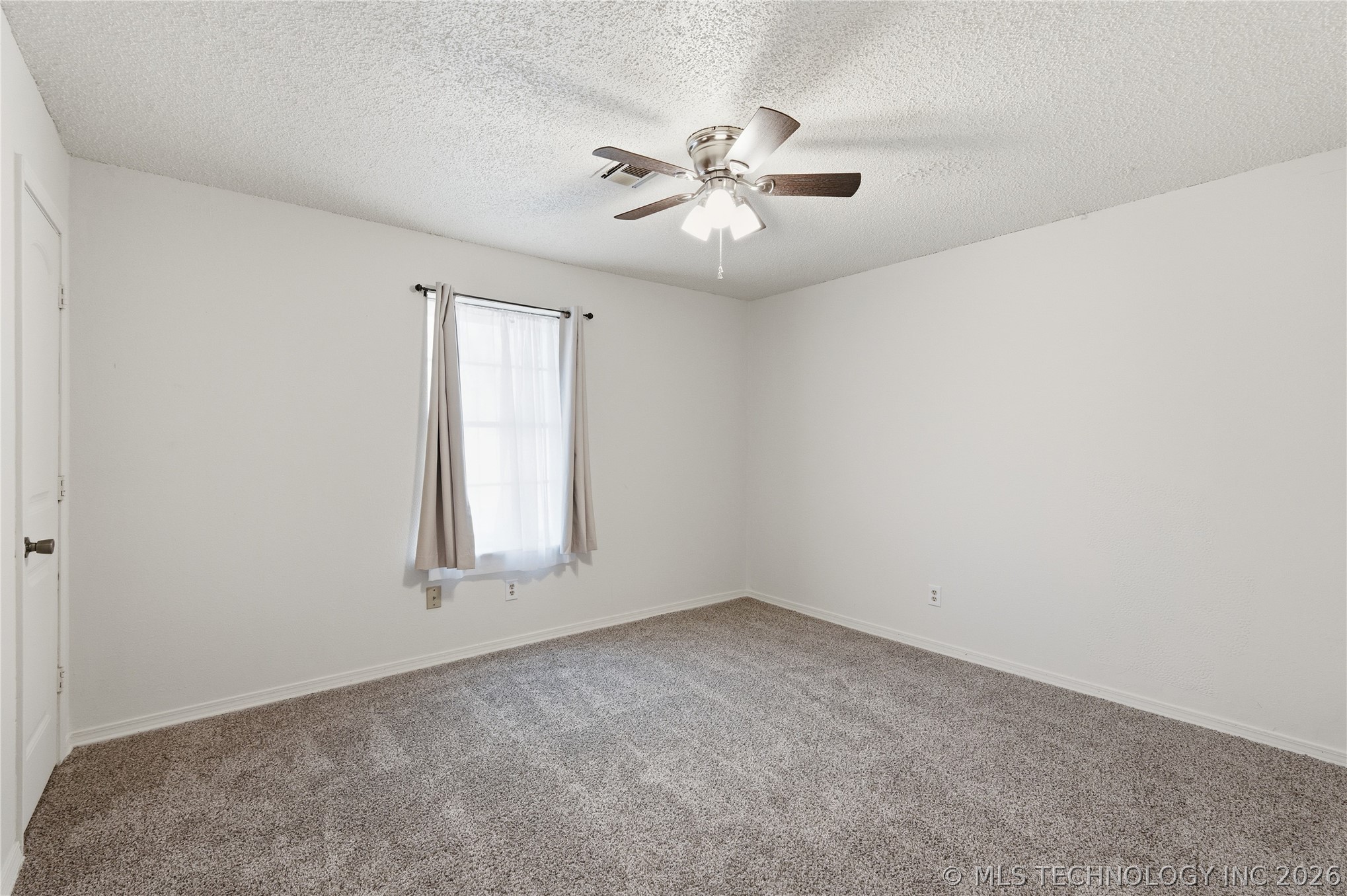 2026 Deer Run Circle Property Photo 18