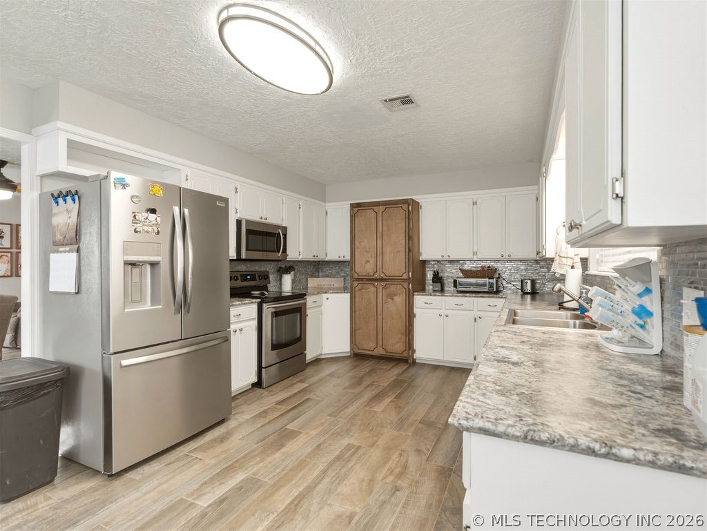 12480 State Hwy 19 Property Photo 11