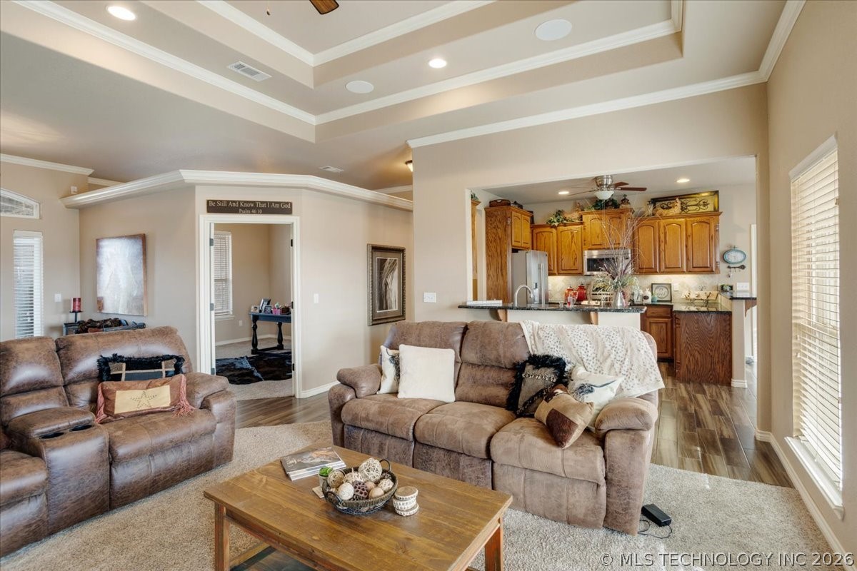 42 Deer Run Property Photo 7