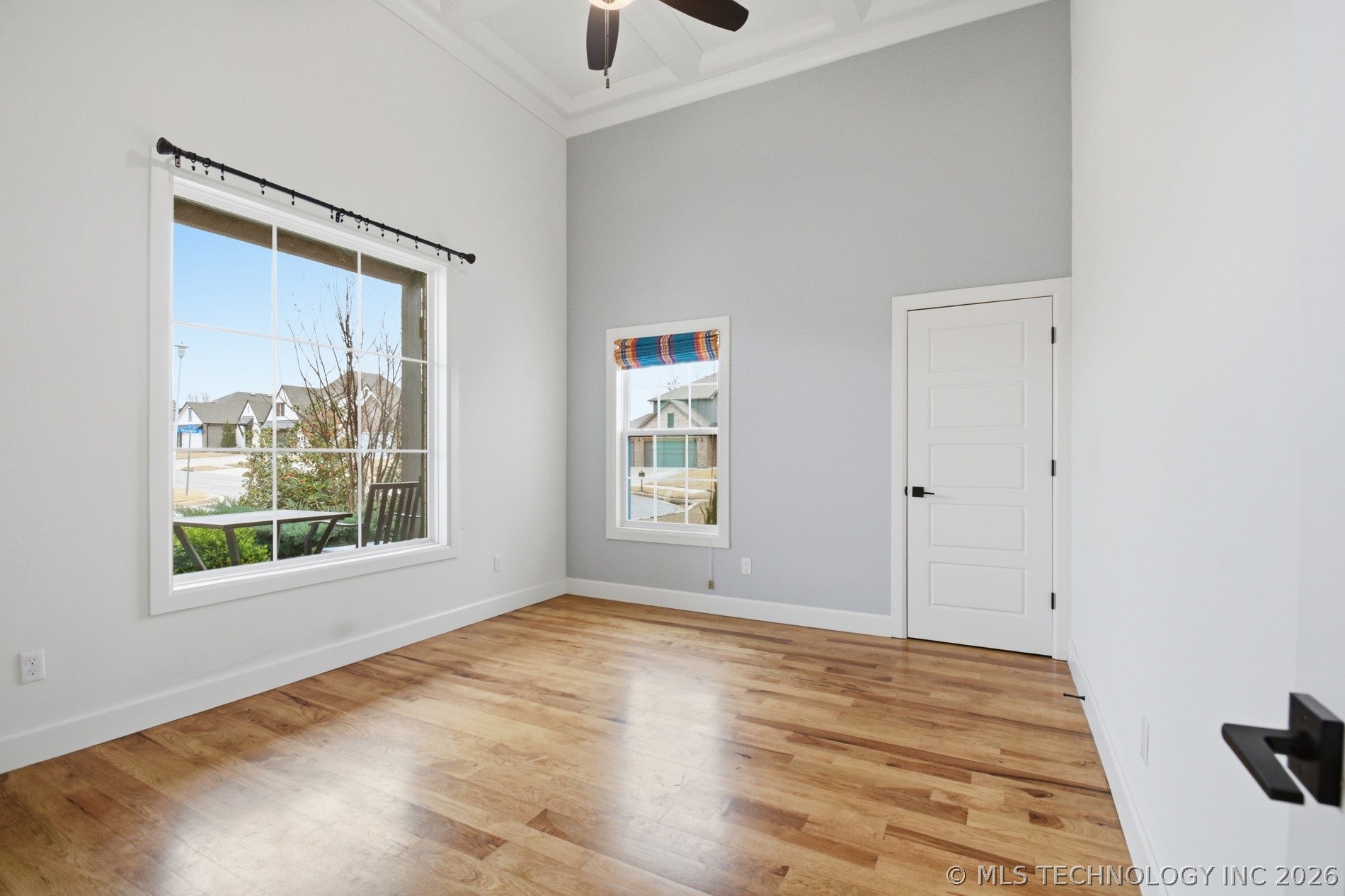 809 E Edgewater Place Property Photo 10