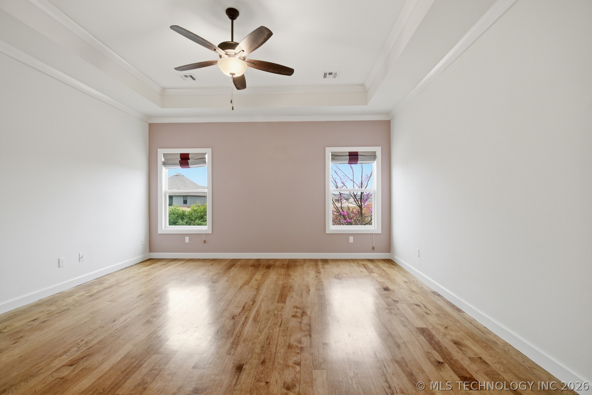 809 E Edgewater Place Property Photo 18
