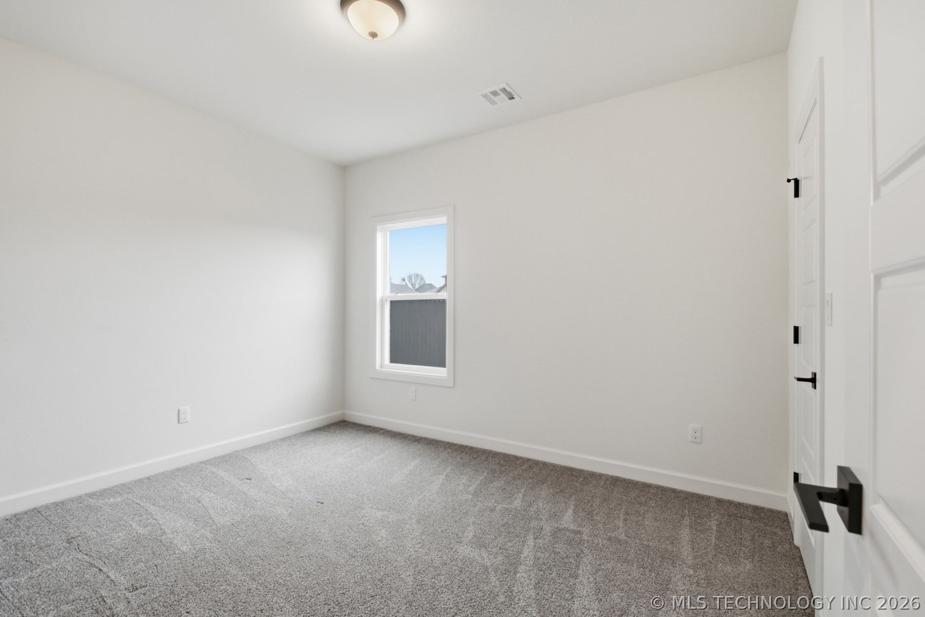 809 E Edgewater Place Property Photo 31