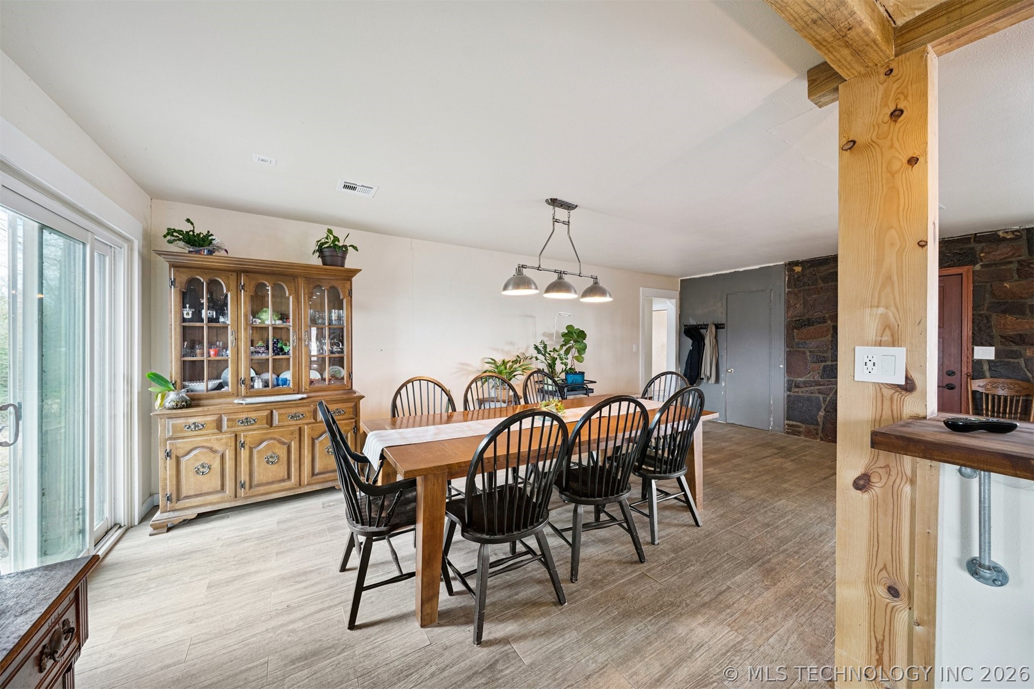 20807 River Bend Drive Property Photo 13