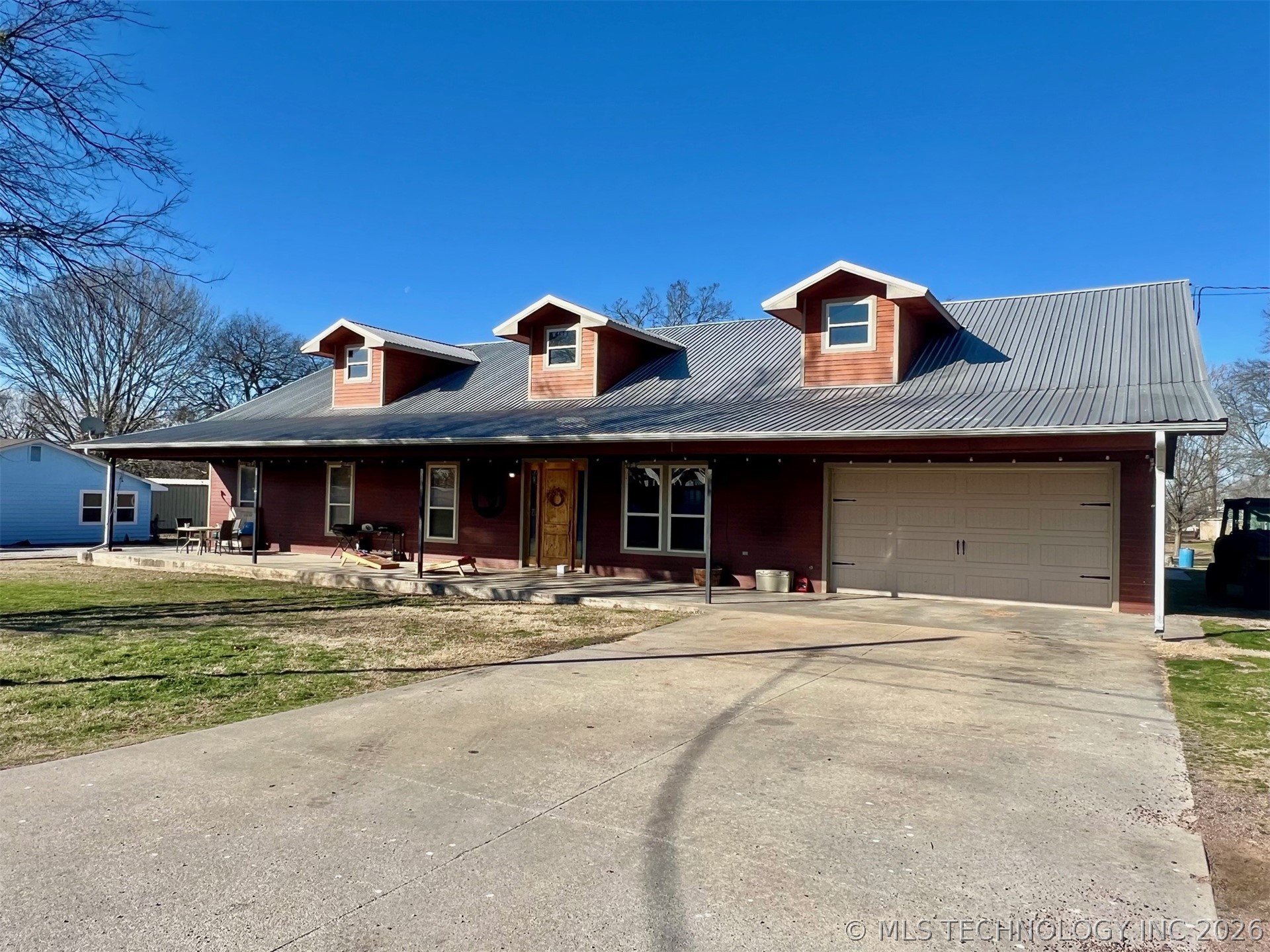 4219 Sportsman Avenue Property Photo 2