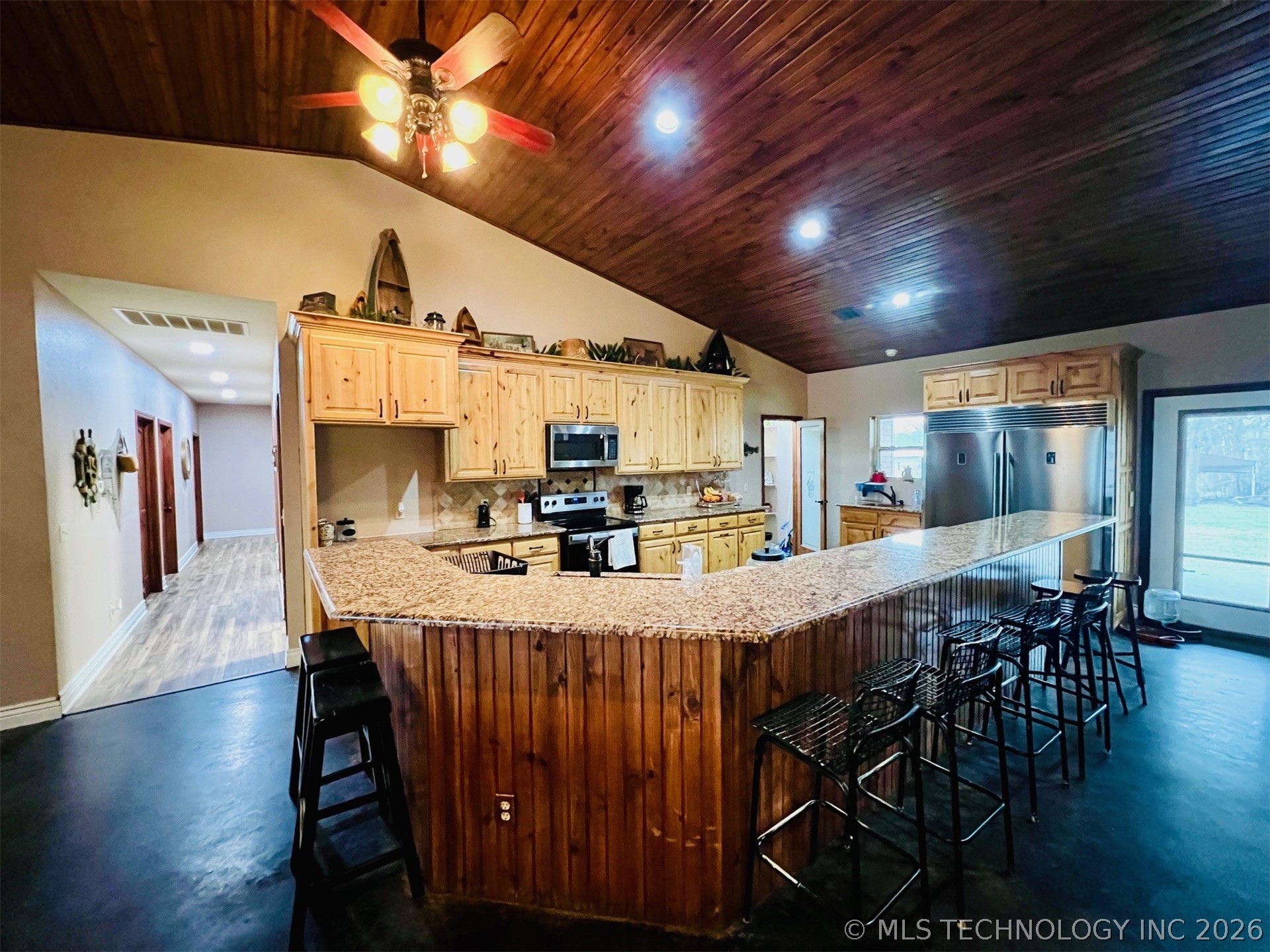 4219 Sportsman Avenue Property Photo 4