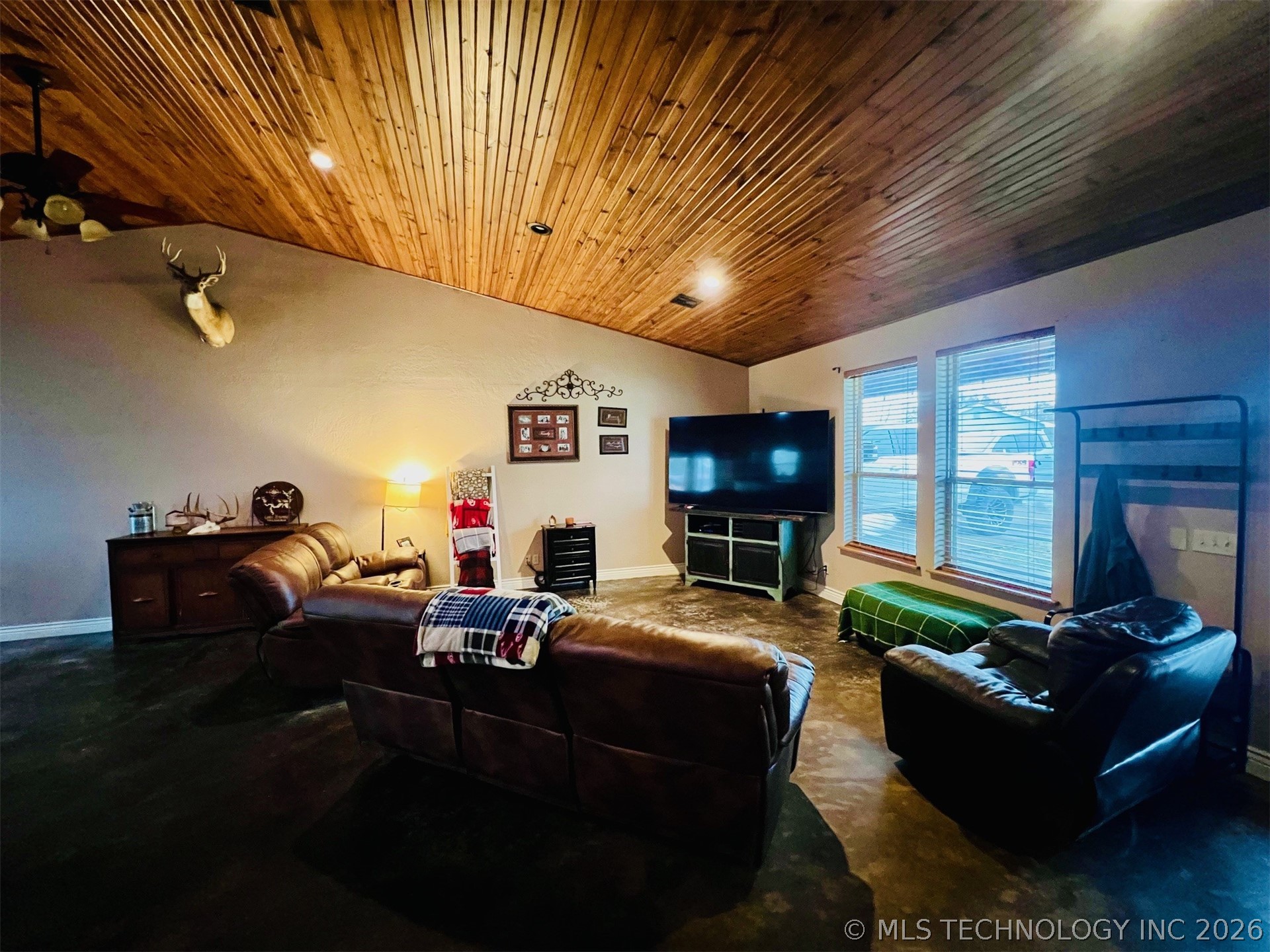 4219 Sportsman Avenue Property Photo 5
