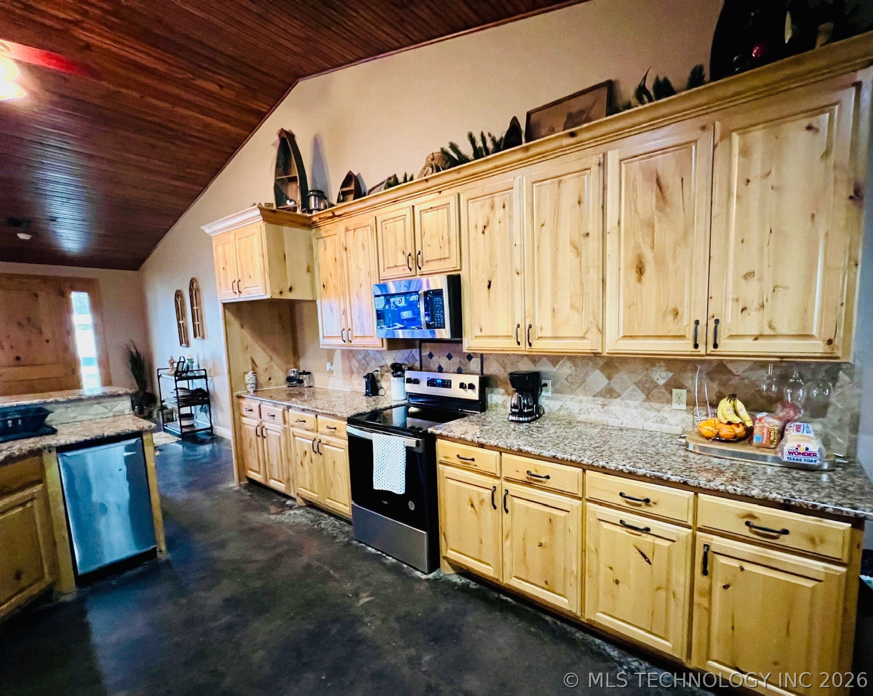 4219 Sportsman Avenue Property Photo 6