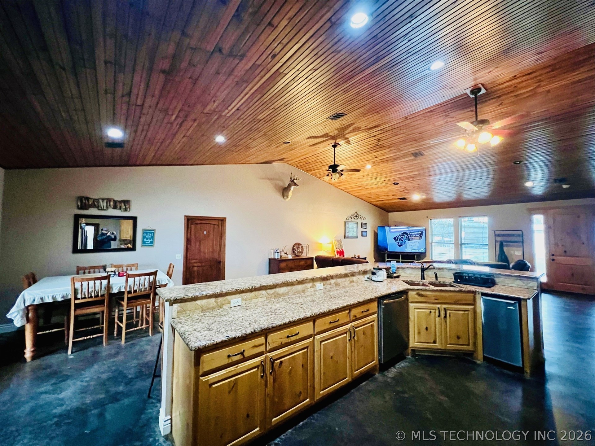 4219 Sportsman Avenue Property Photo 7