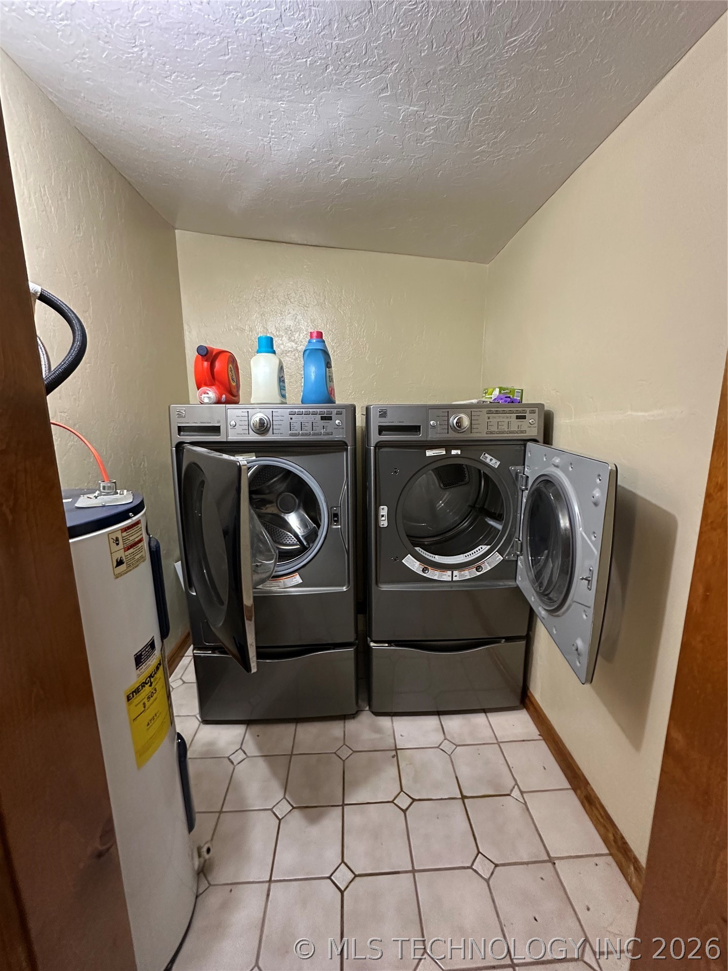 16152 Hull Property Photo 11