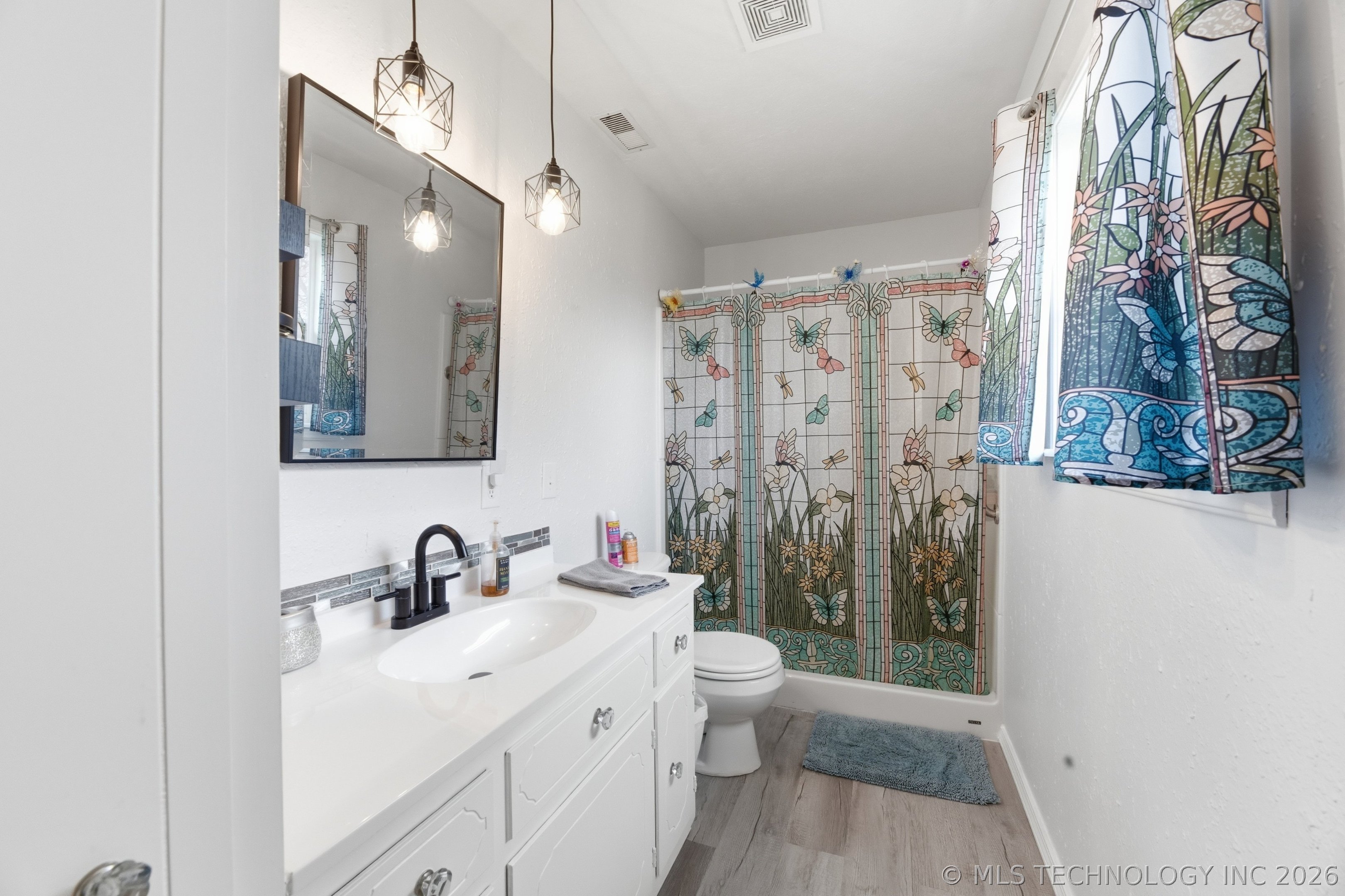 1101 Beech Street Property Photo 15