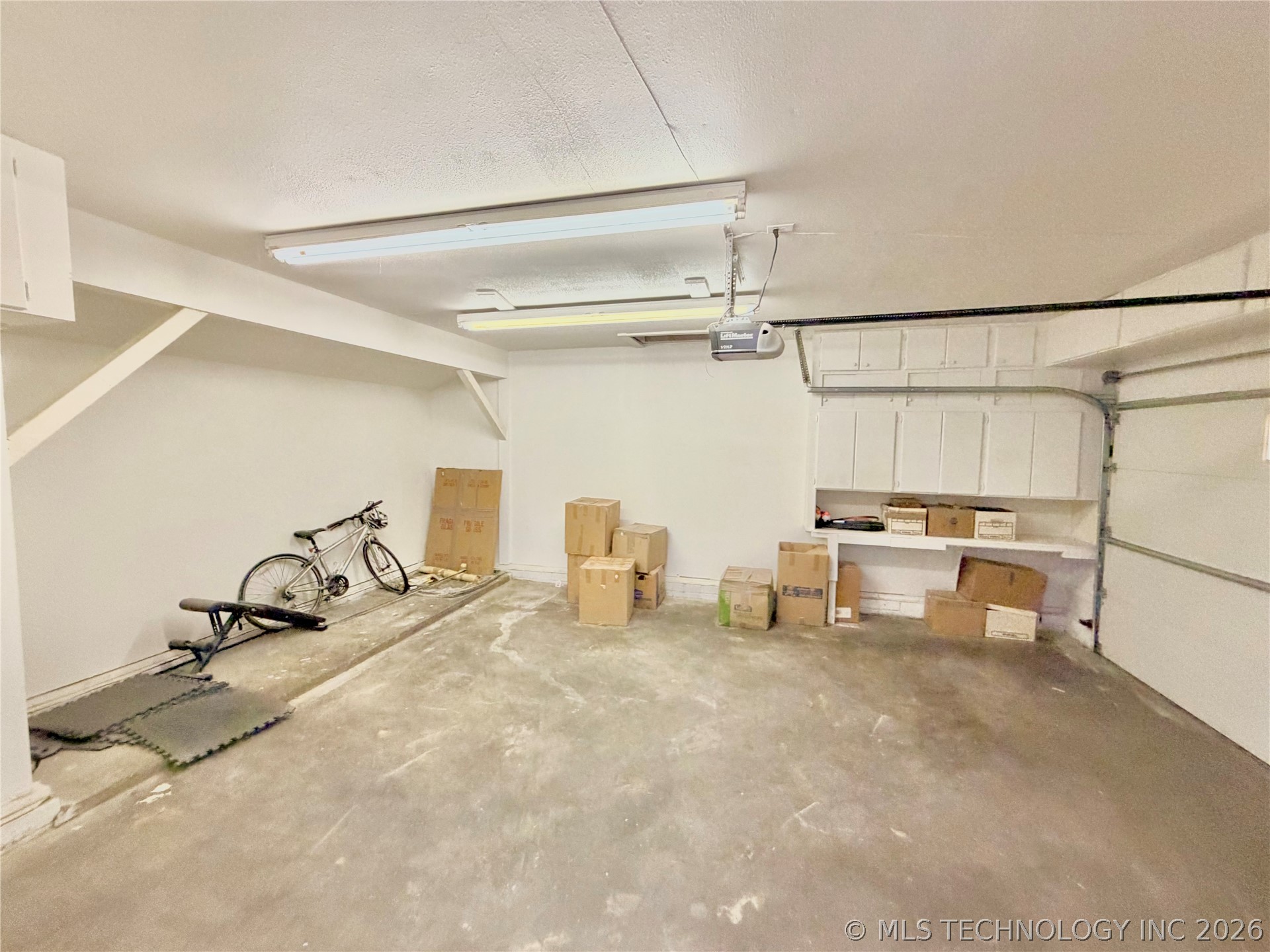 7454 E 29th Street Property Photo 14